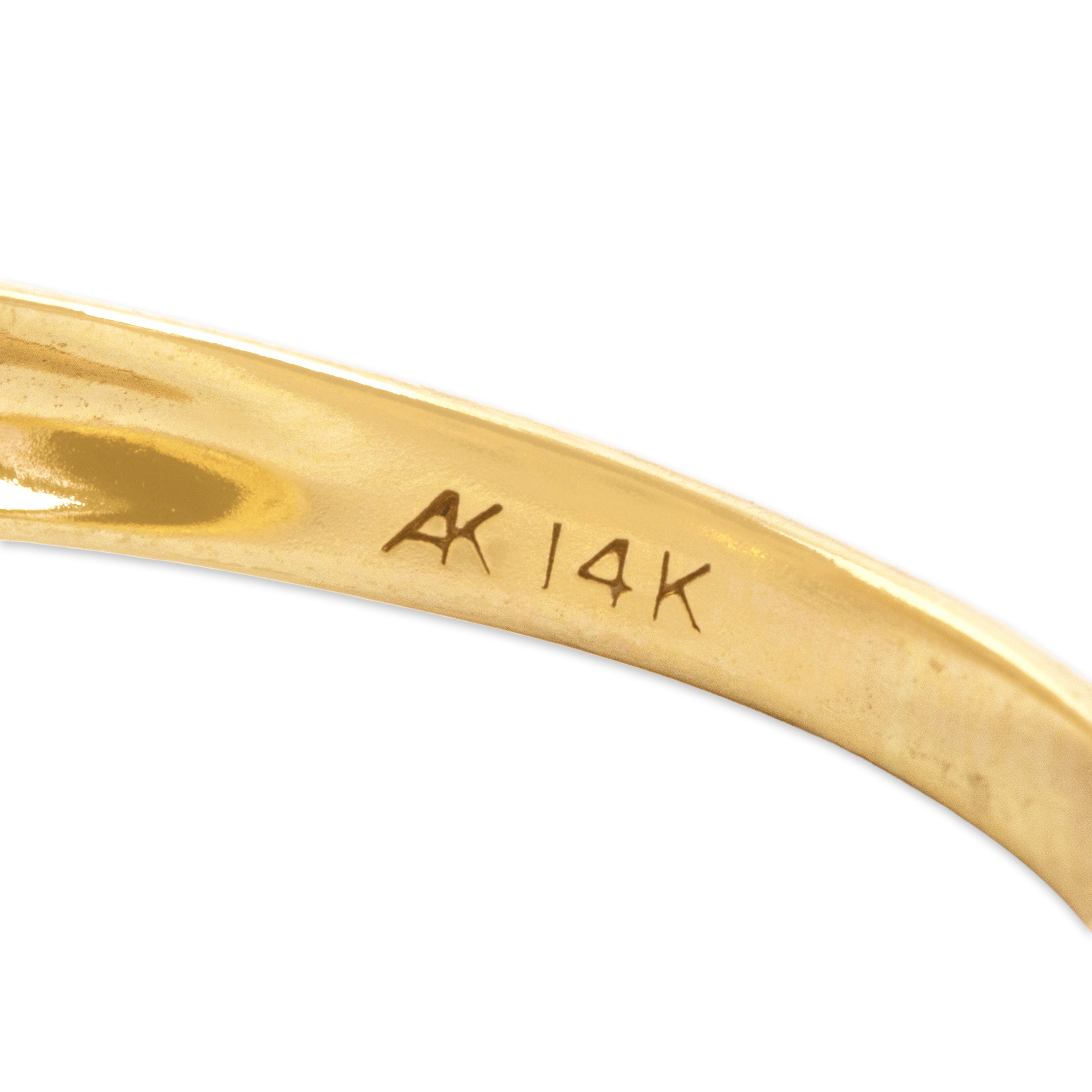 Vintage 14k Yellow Gold .67ct Dark Blue Sapphire Diamond Striking Swoop Ring 7.25
