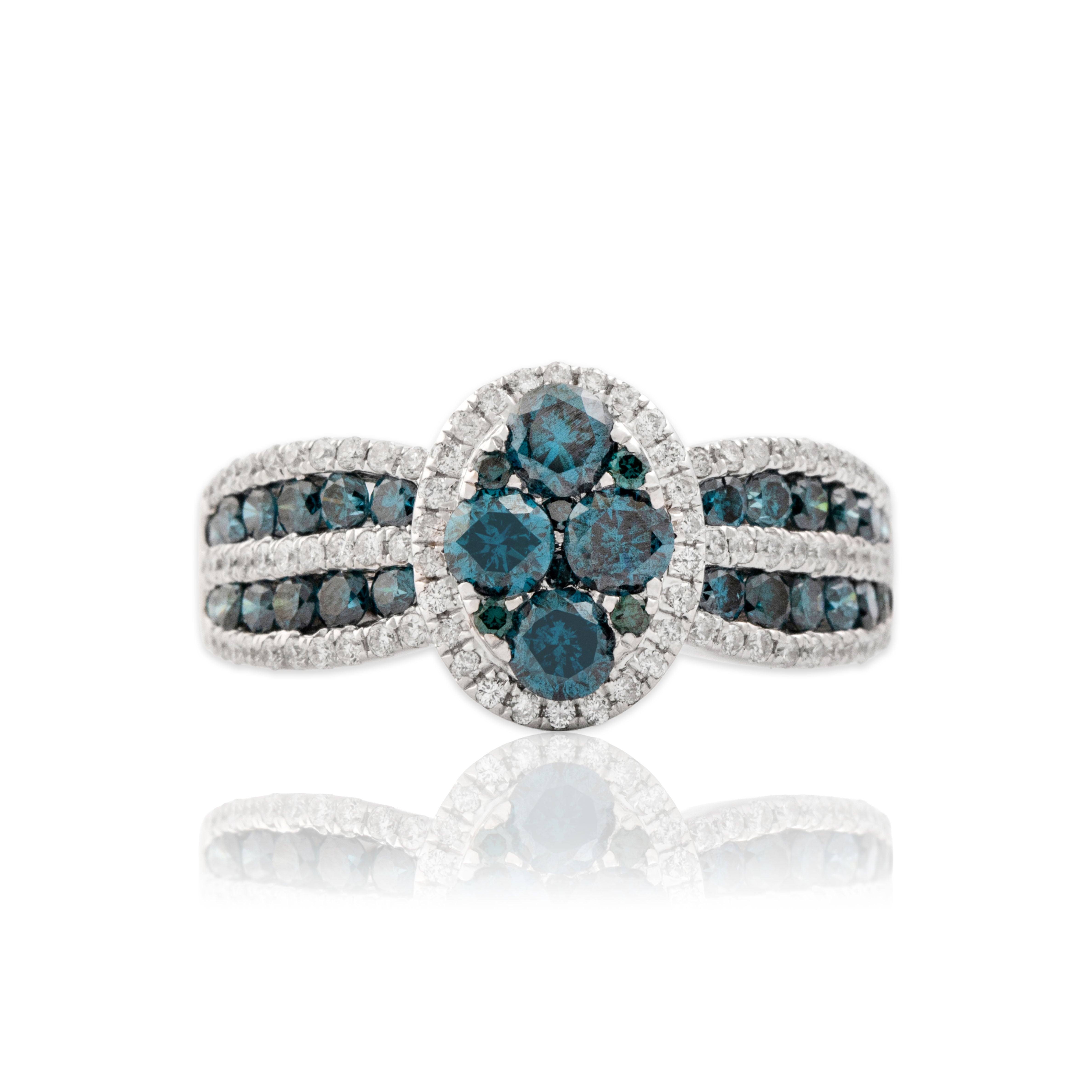 Estate 14k White Gold 1.22cttw Blue Treated & White Diamond Glittering Ring 7.00