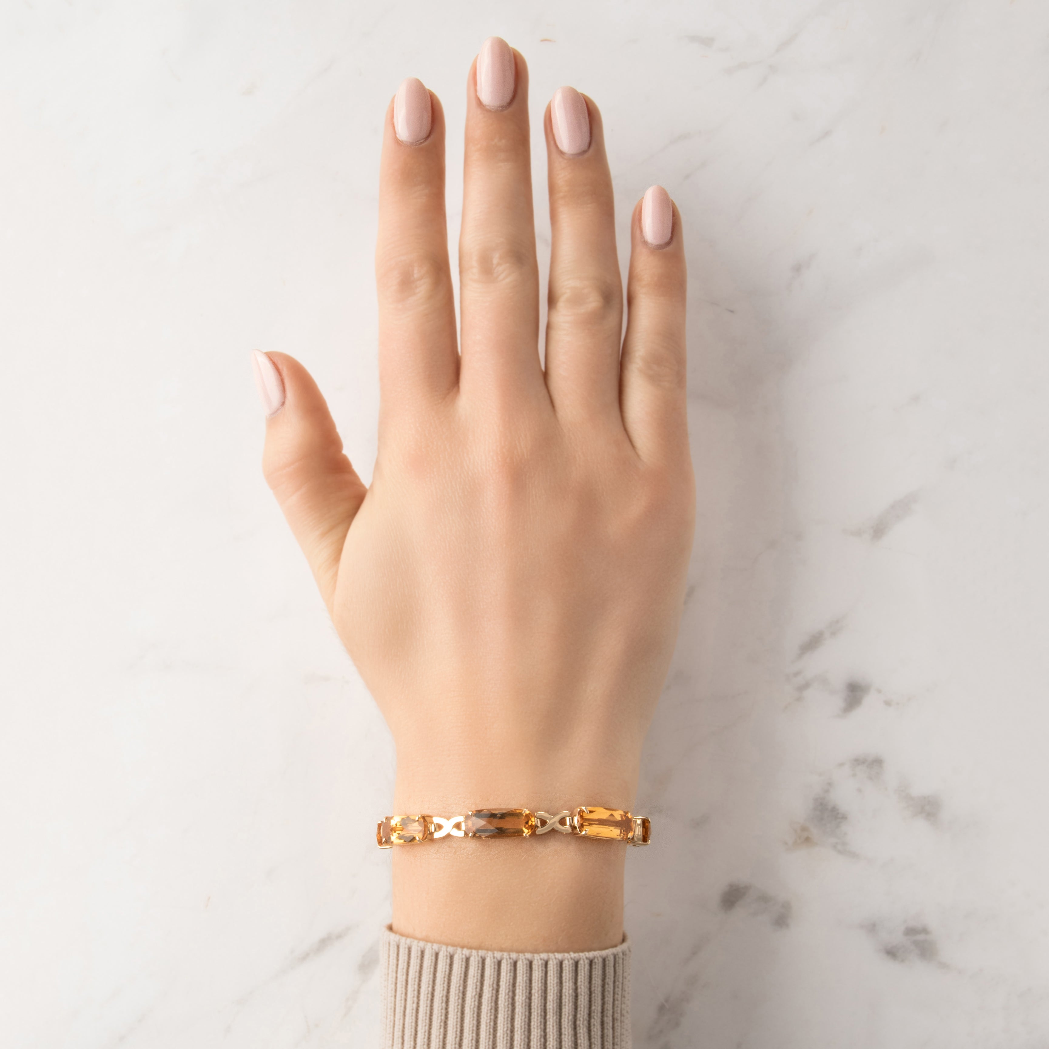 Vintage 14k Yellow Gold 19.38cttw Citrine Fantastic Checkerboard-Cut Bracelet - On model view