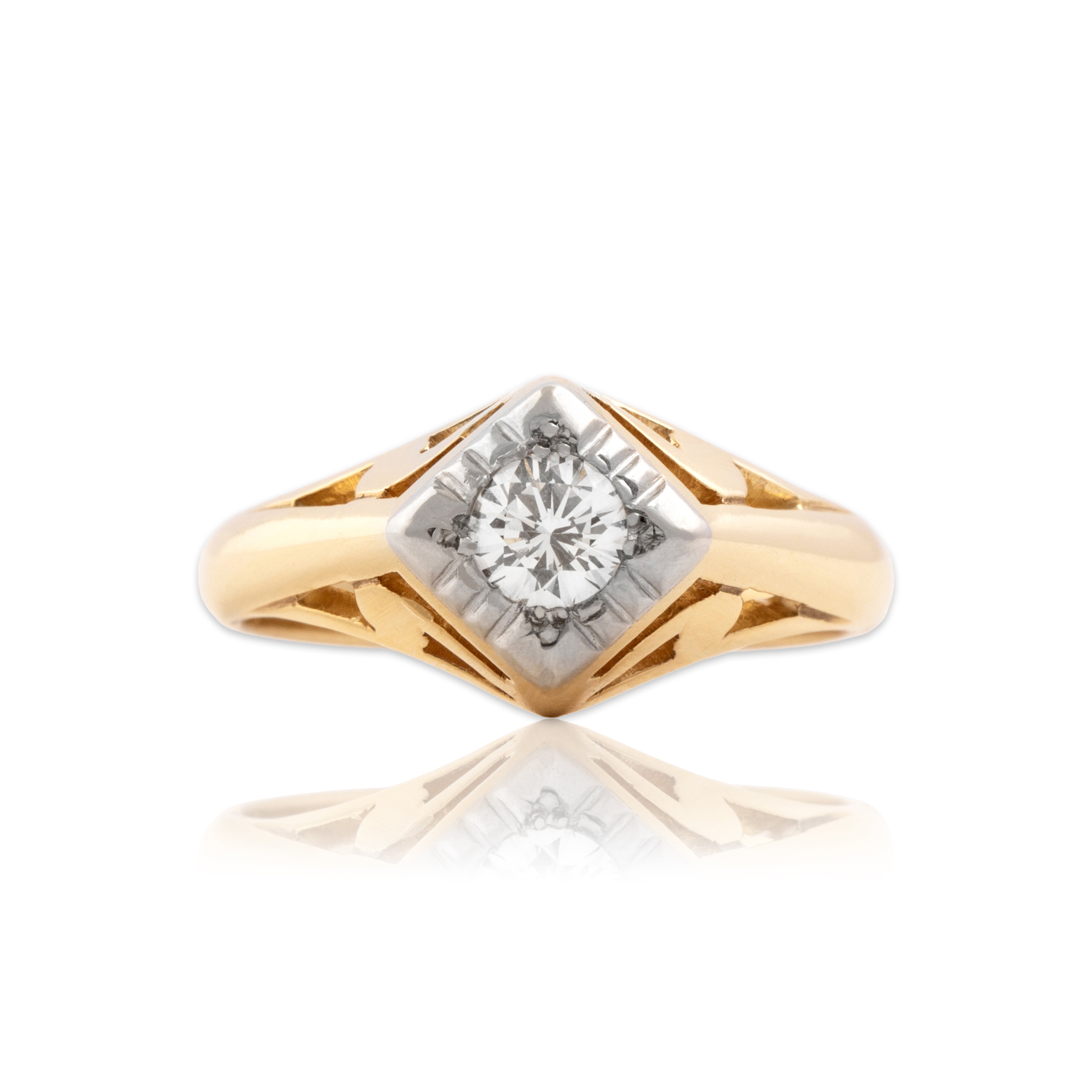 Vintage 14k Yellow Gold & Platinum Diamond Striking Kite-Set Solitaire Ring - Close-up view