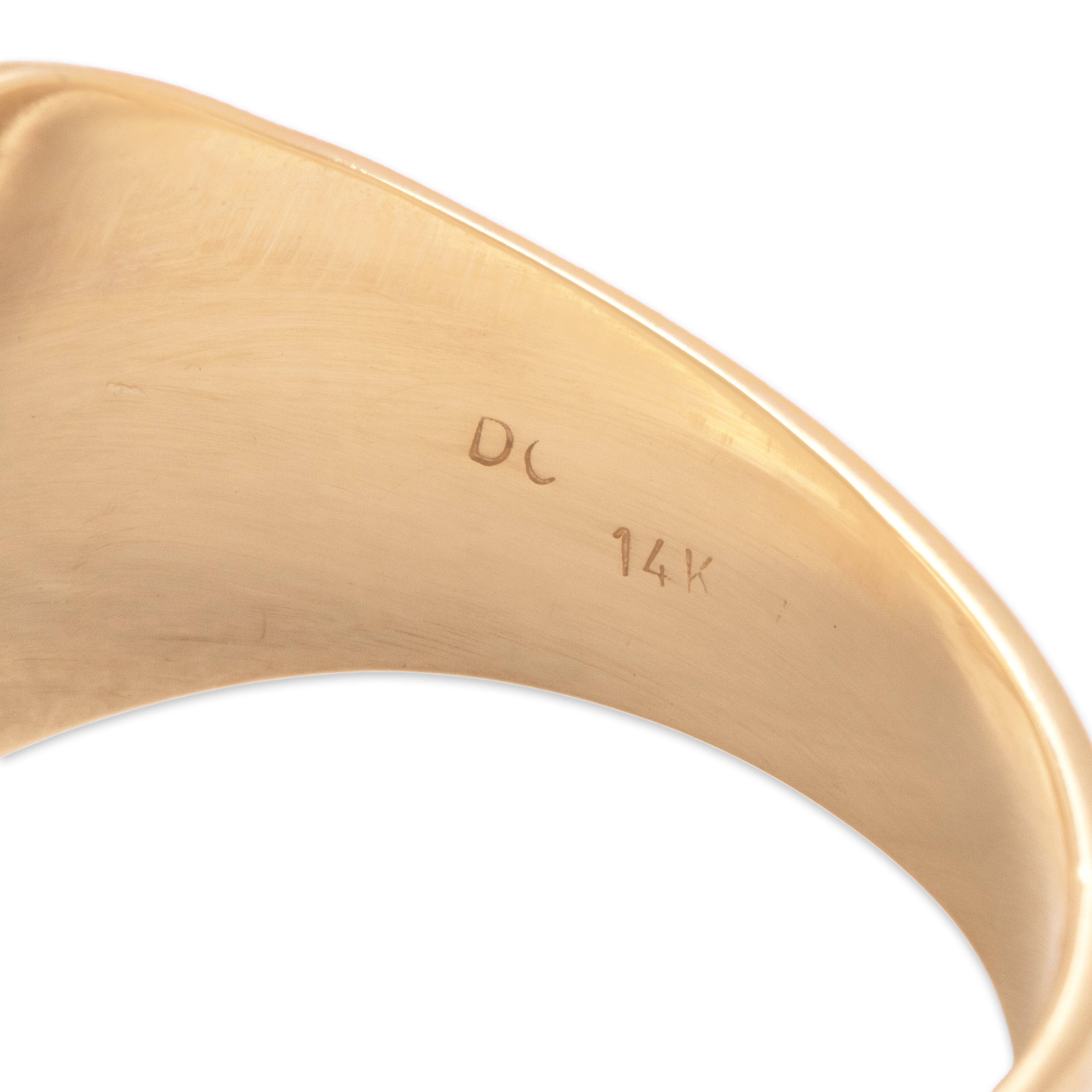 Vintage Heavy 14k Yellow Gold Gleaming Blackletter Initial 