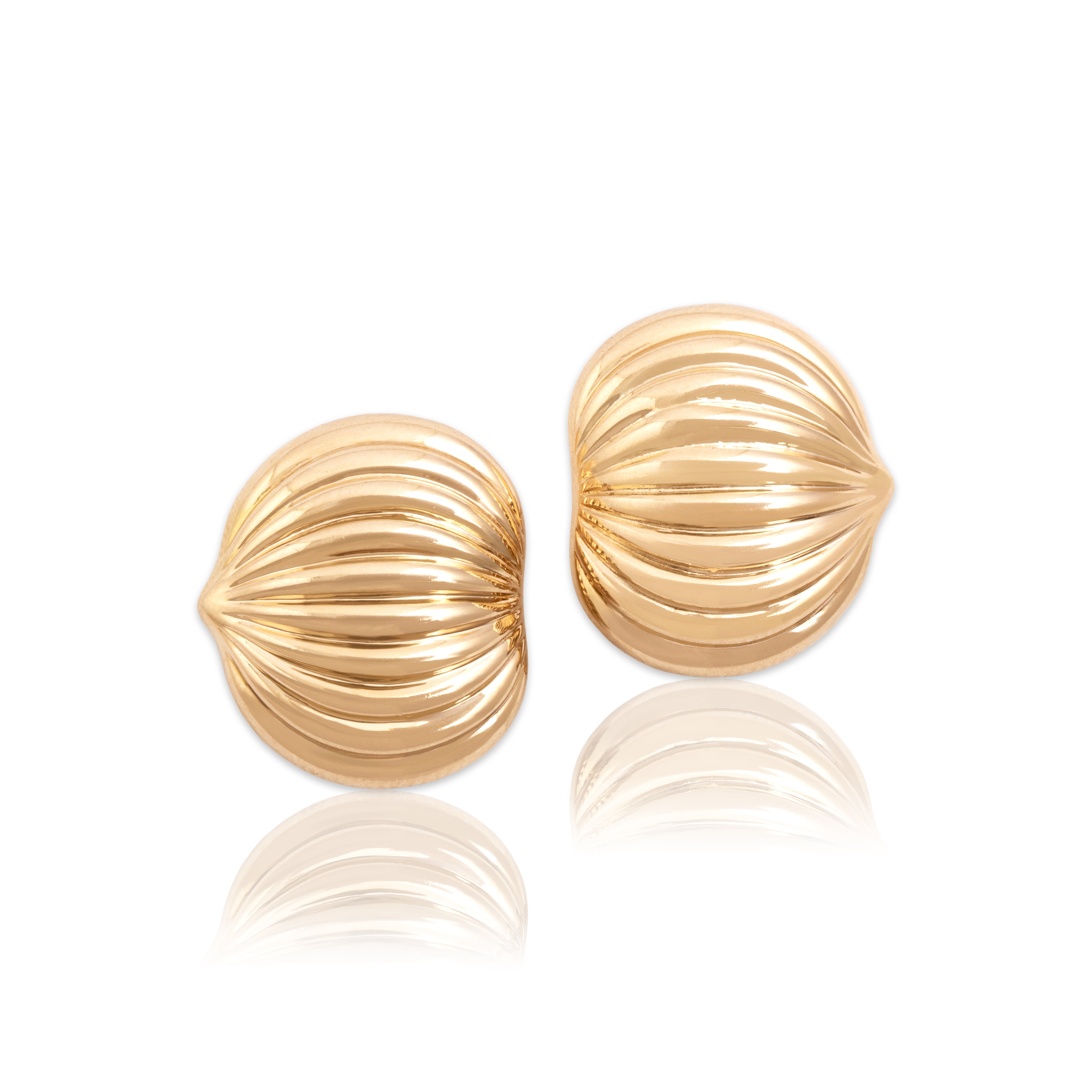 Vintage Large 14k Rosy Yellow Gold Ribbed Dome Stud Earrings - Close-up view