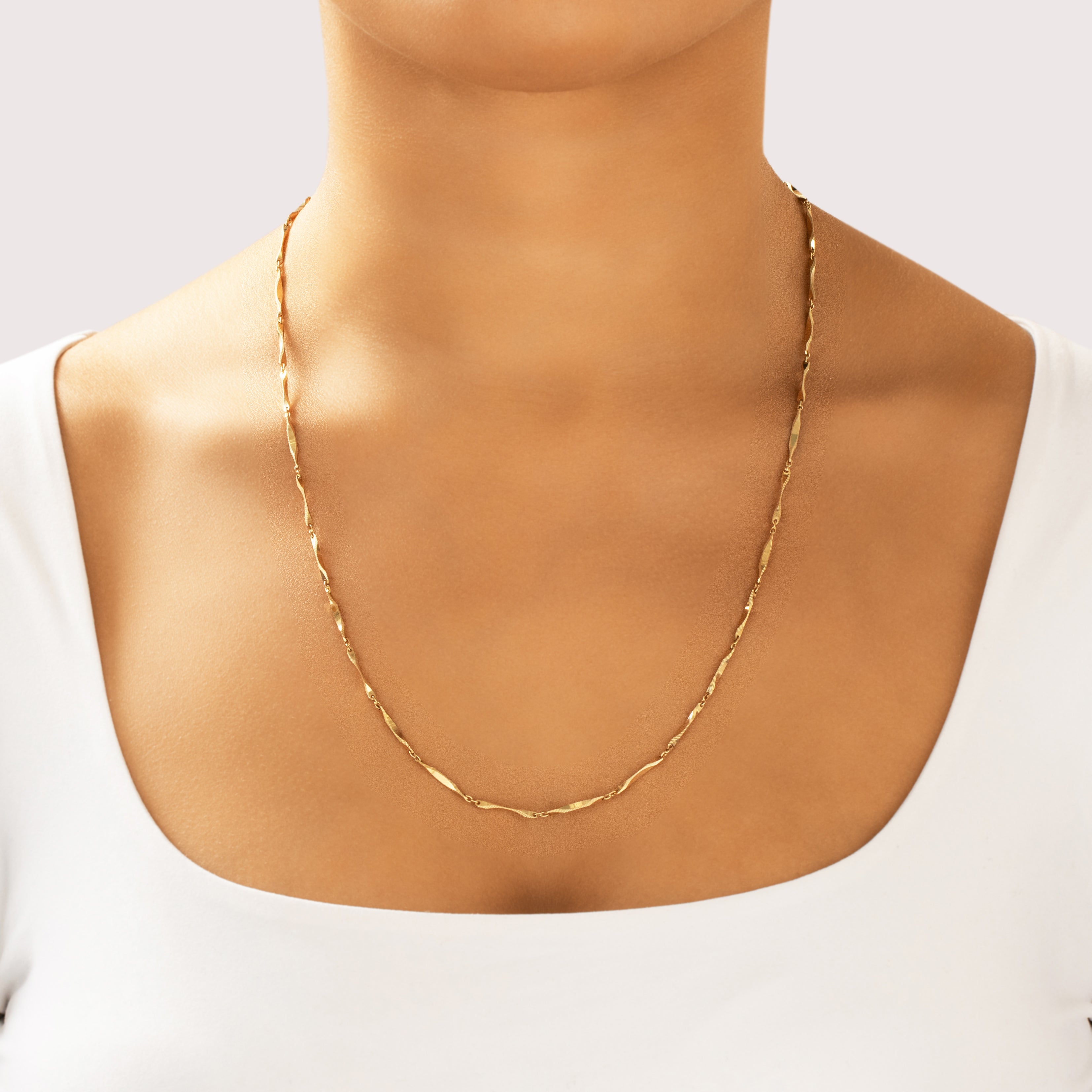 Vintage 14k Yellow Gold Long Textured Geometric Bar Link Necklace - On model view