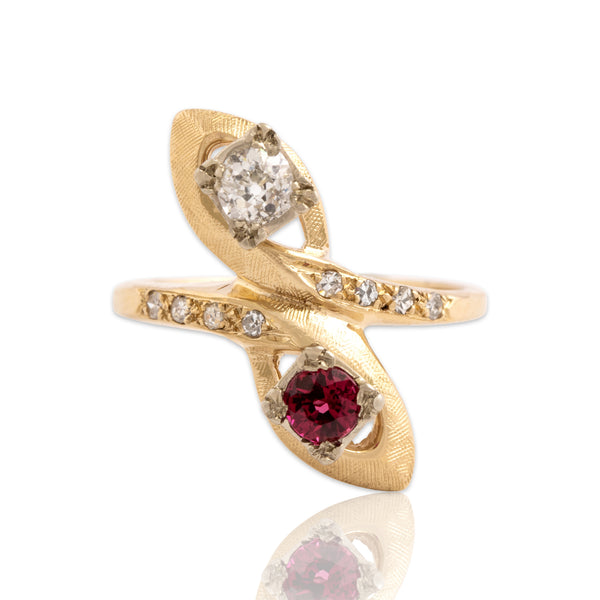 Vintage 14k Yellow Gold Natural Old Mine Diamond Synthetic Ruby Flair Ring 6.25