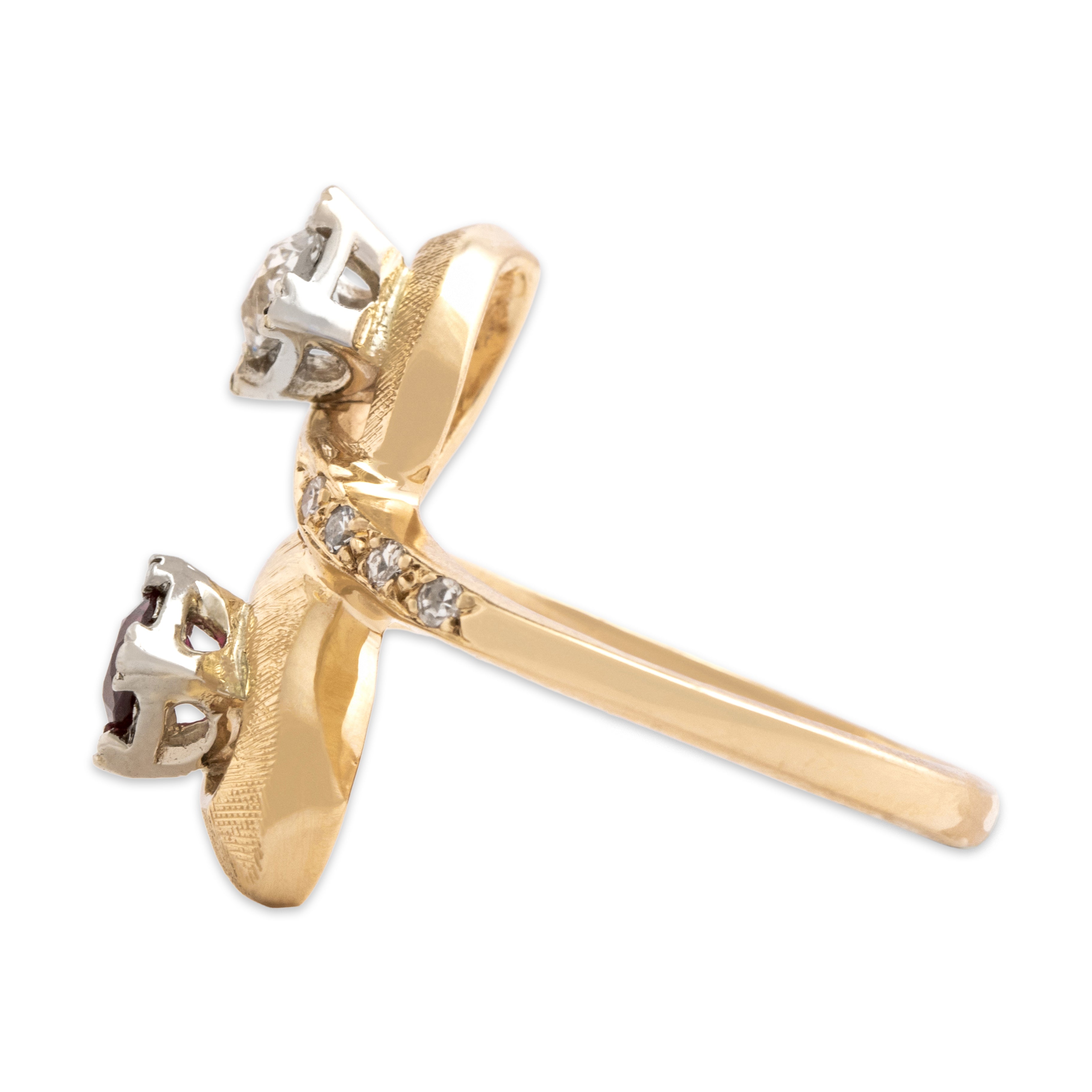 Vintage 14k Yellow Gold Old Mine Cut Diamond Synthetic Ruby Natural Diamond Etched Dimensional Duo Twist Ring - Side view