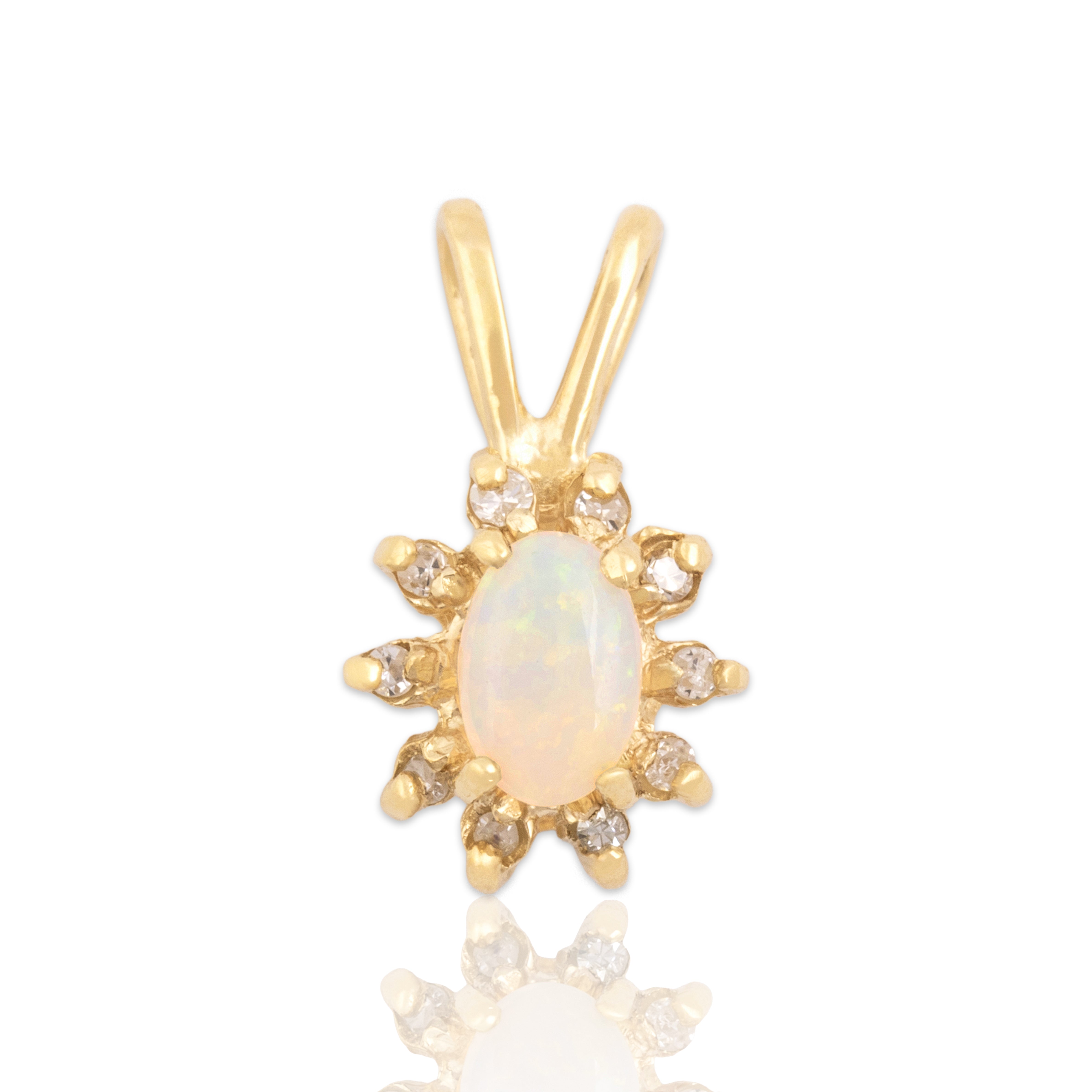 Vintage 14k Yellow Gold Opal Diamond Classic Luminous Halo Pendant