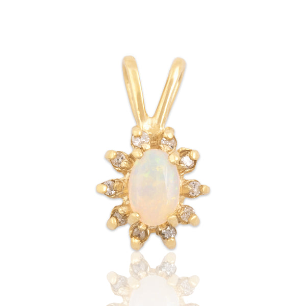 Vintage 14k Yellow Gold Opal Diamond Classic Luminous Halo Pendant