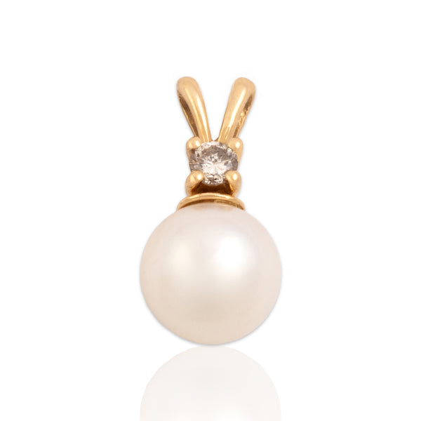 Vintage 14k Yellow Gold Pearl Diamond Lovely Luminous Duo Pendant