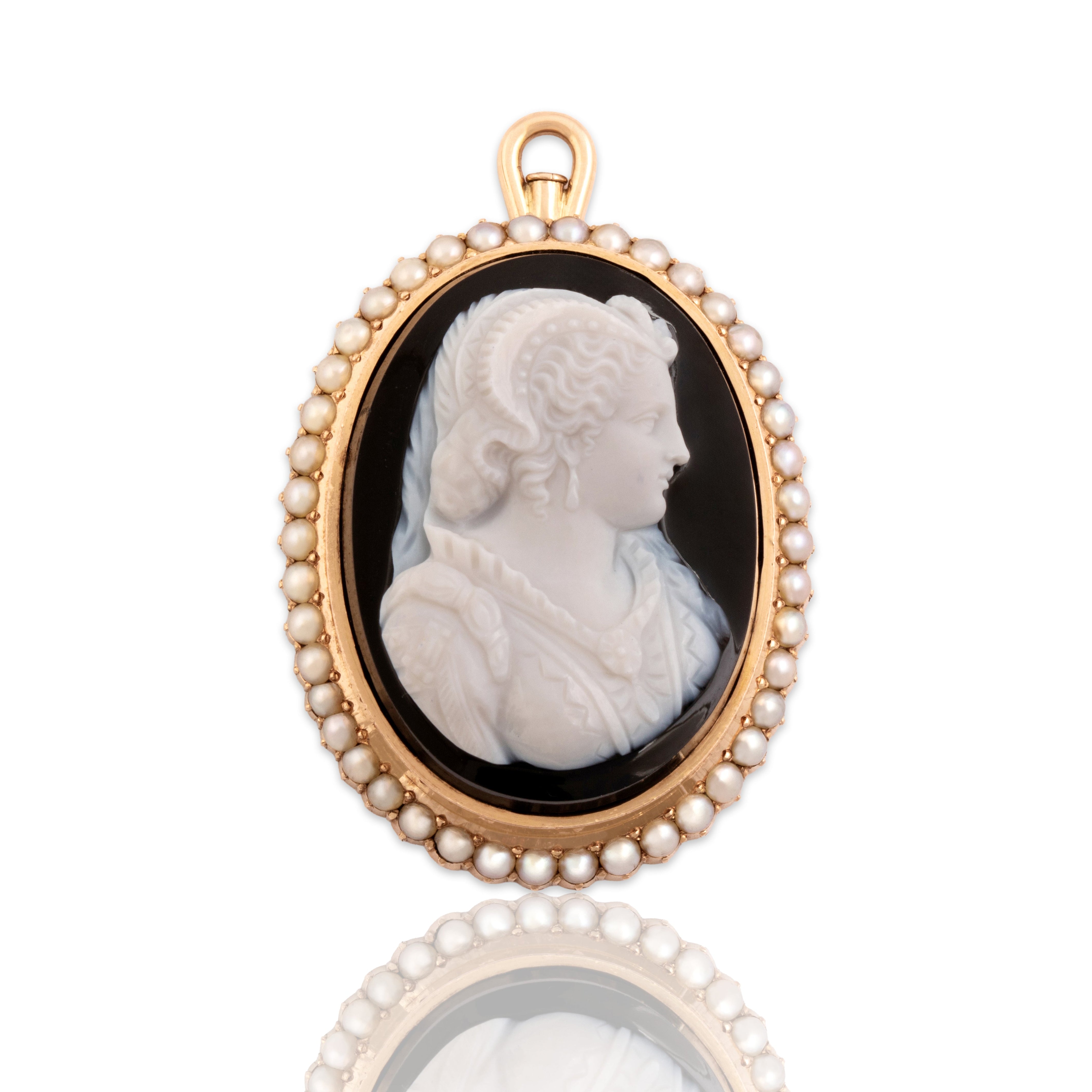 Antique Large Victorian 14k Rosy Yellow Gold Banded Agate Superb Cameo Pendant