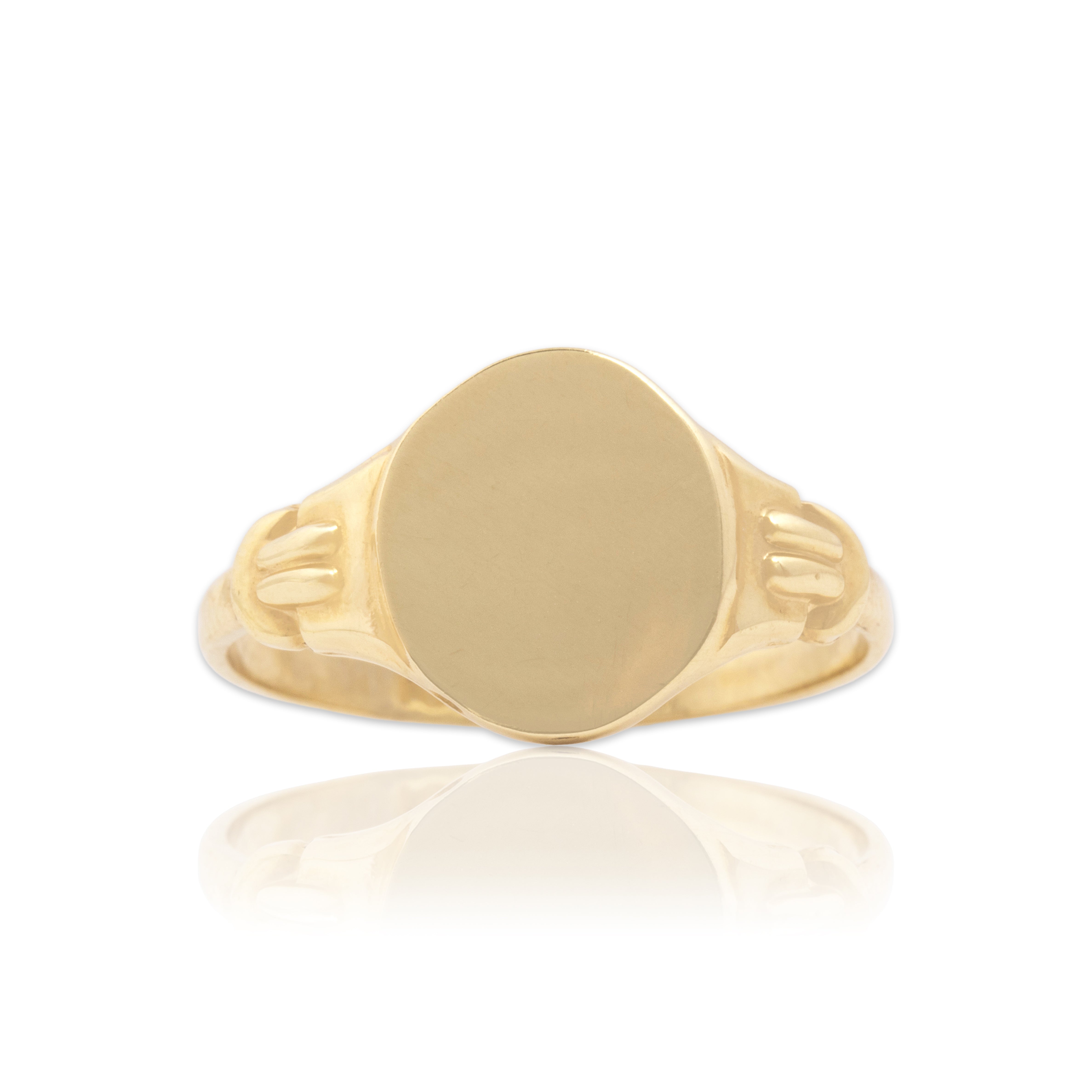 Vintage 10k Yellow Gold Gleaming Dainty Buckle Shoulder Signet Ring - Close-up view