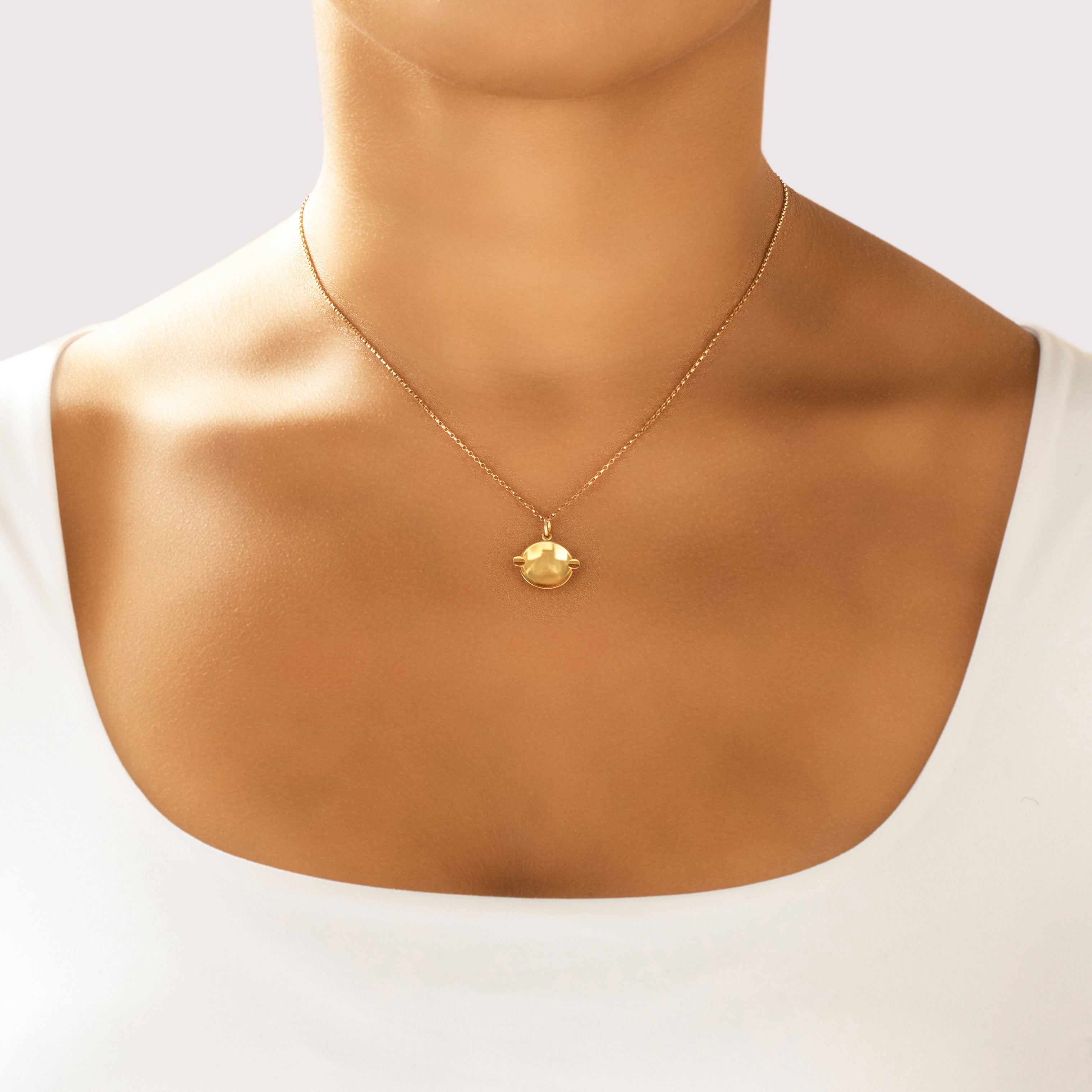 Vintage Lightweight 14k Yellow Gold Ashtray Charm / Pendant