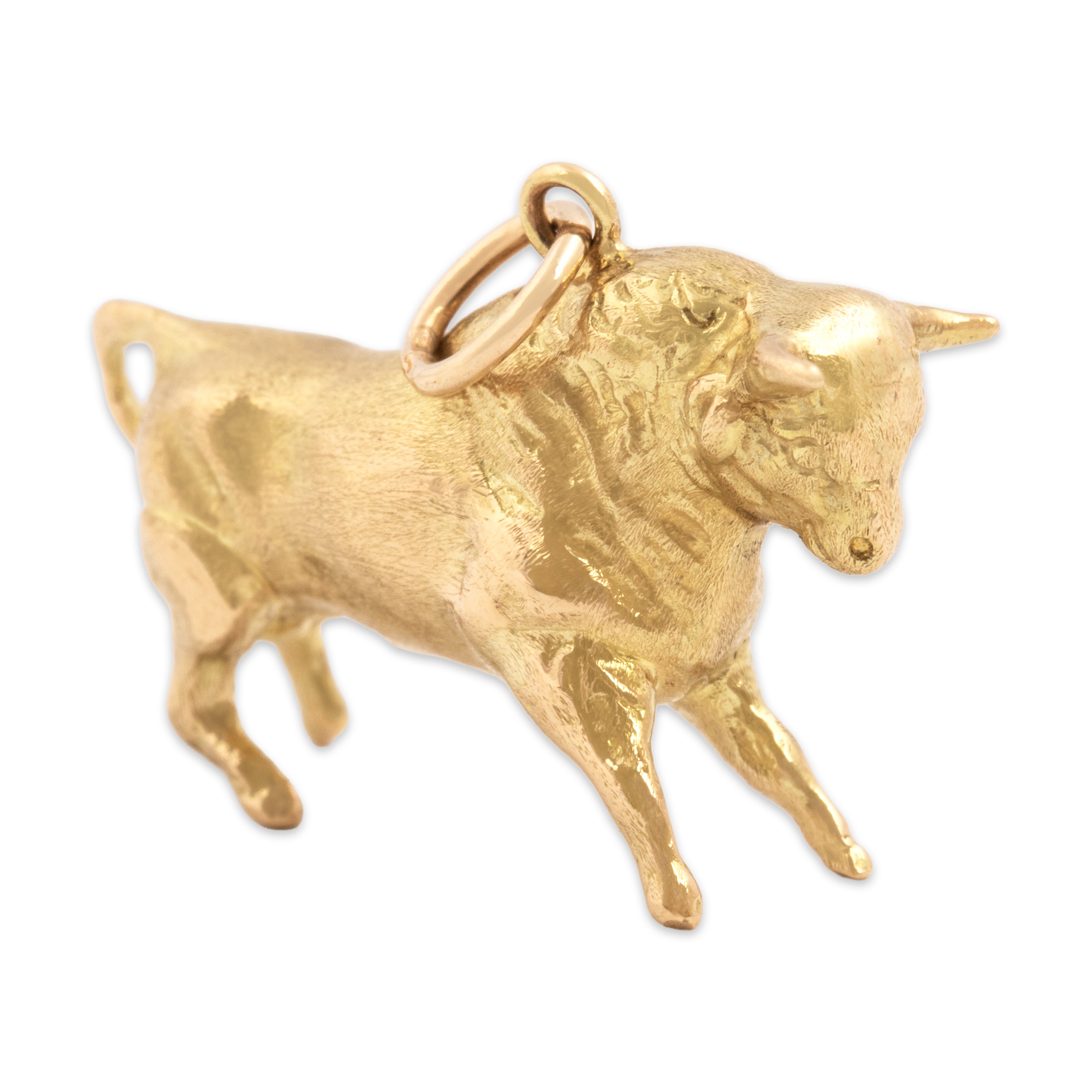 Vintage 18k Yellow Gold Dimensional Charging Bull Charm / Pendant - Overall view