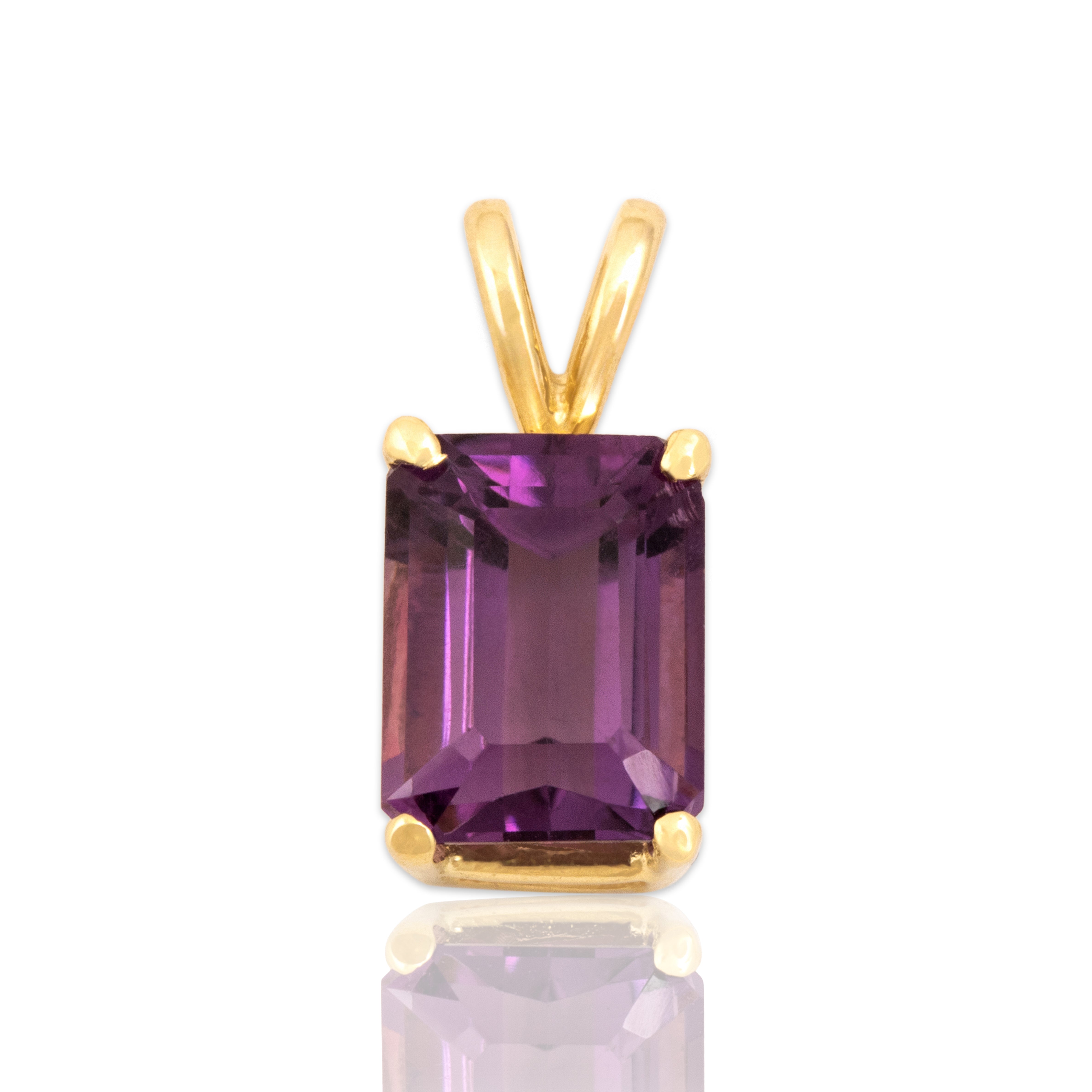 Vintage 14k Yellow Gold 2.21ct Amethyst Chic Emerald-Cut Solitaire Pendant - Close-up view