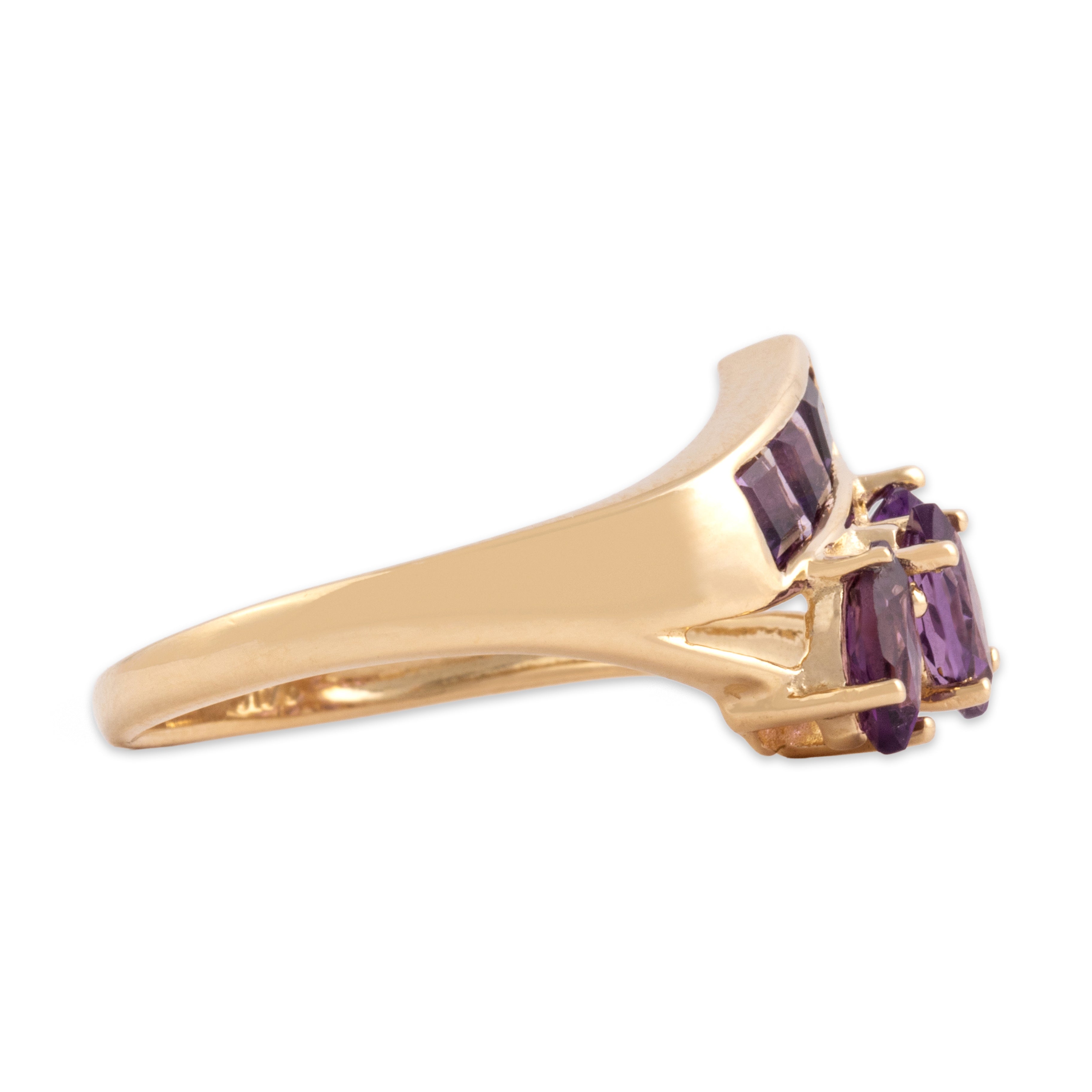 Vintage 14k Yellow Gold .83cttw Amethyst Lively Mixed-Cut Bypass Ring - Side view