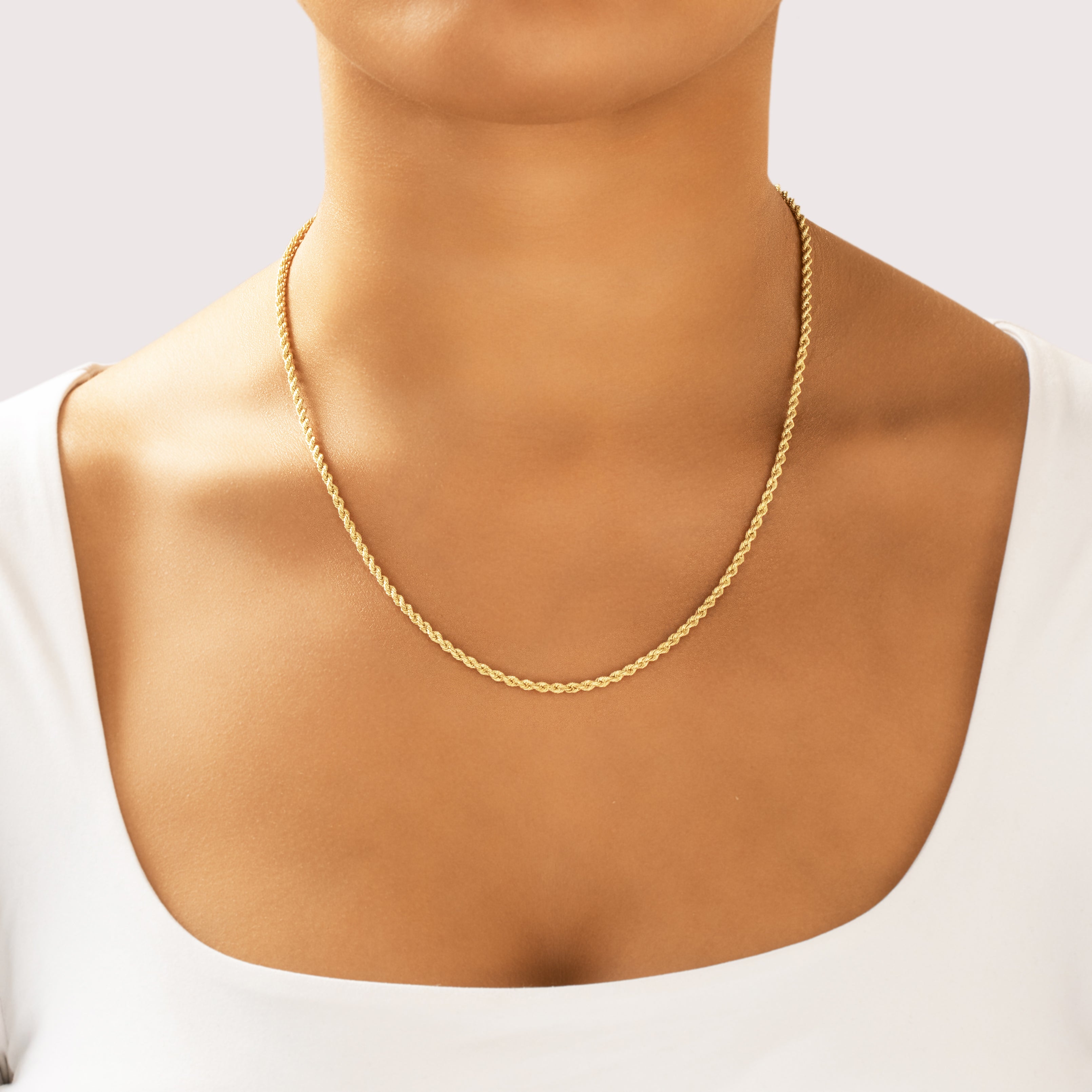 Vintage 14k Yellow Gold Chic Statement Clasp 2.7mm Rope Chain - On model view