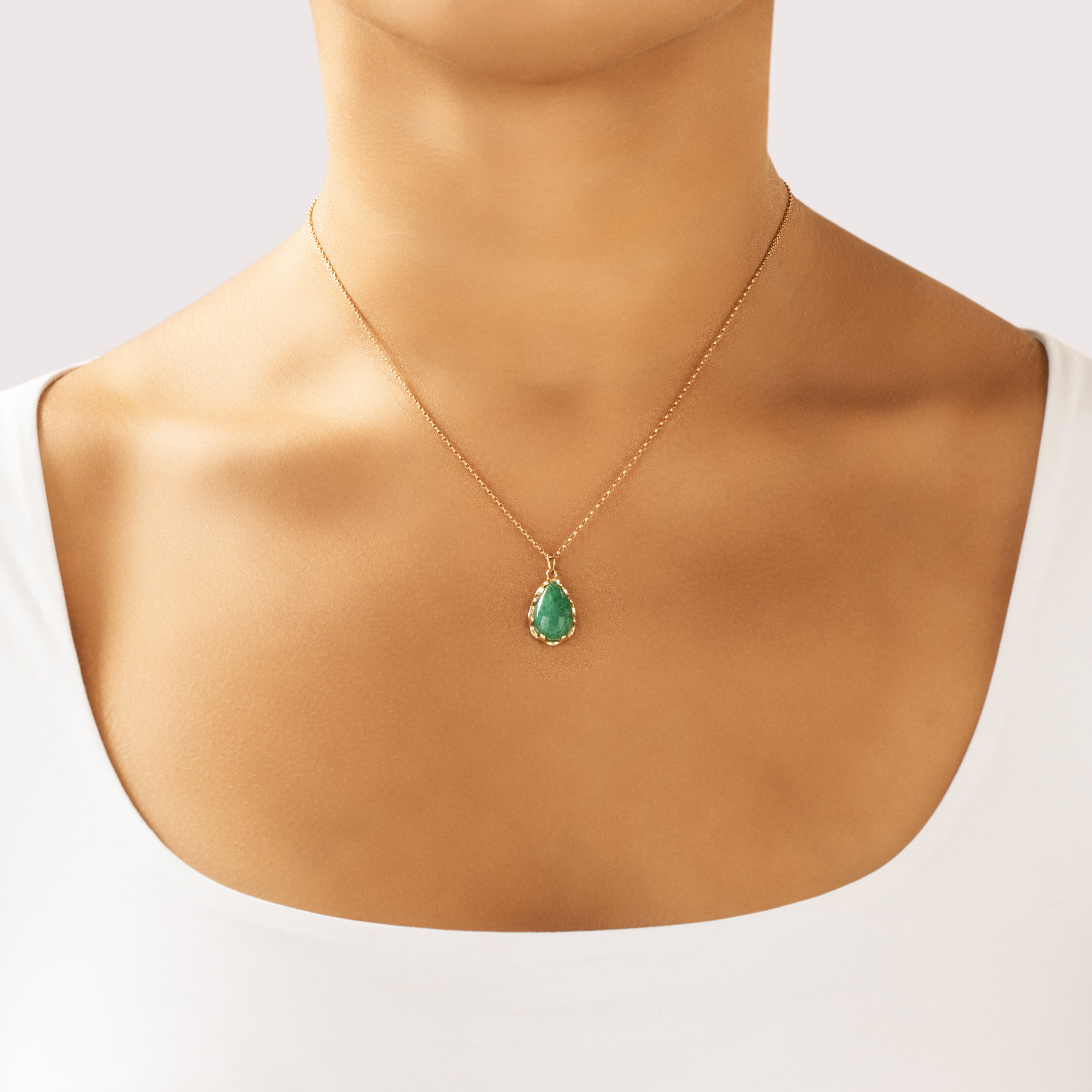 Vintage 14k Yellow Gold 4.33ct Jade Scalloped Pear Pendant - On model view