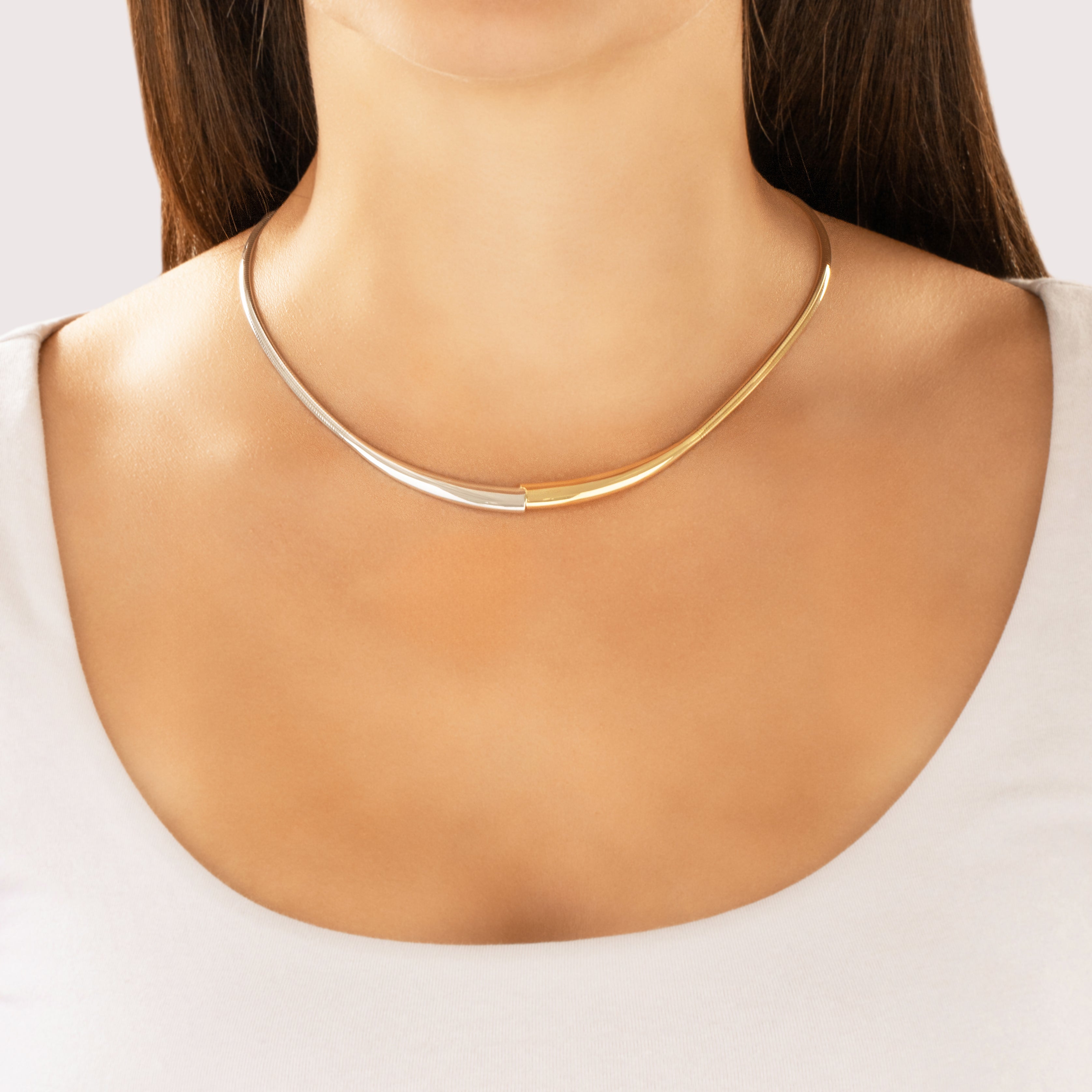 Vintage Italian 14k White & Yellow Gold Sleek Split Collar Necklace - On model view