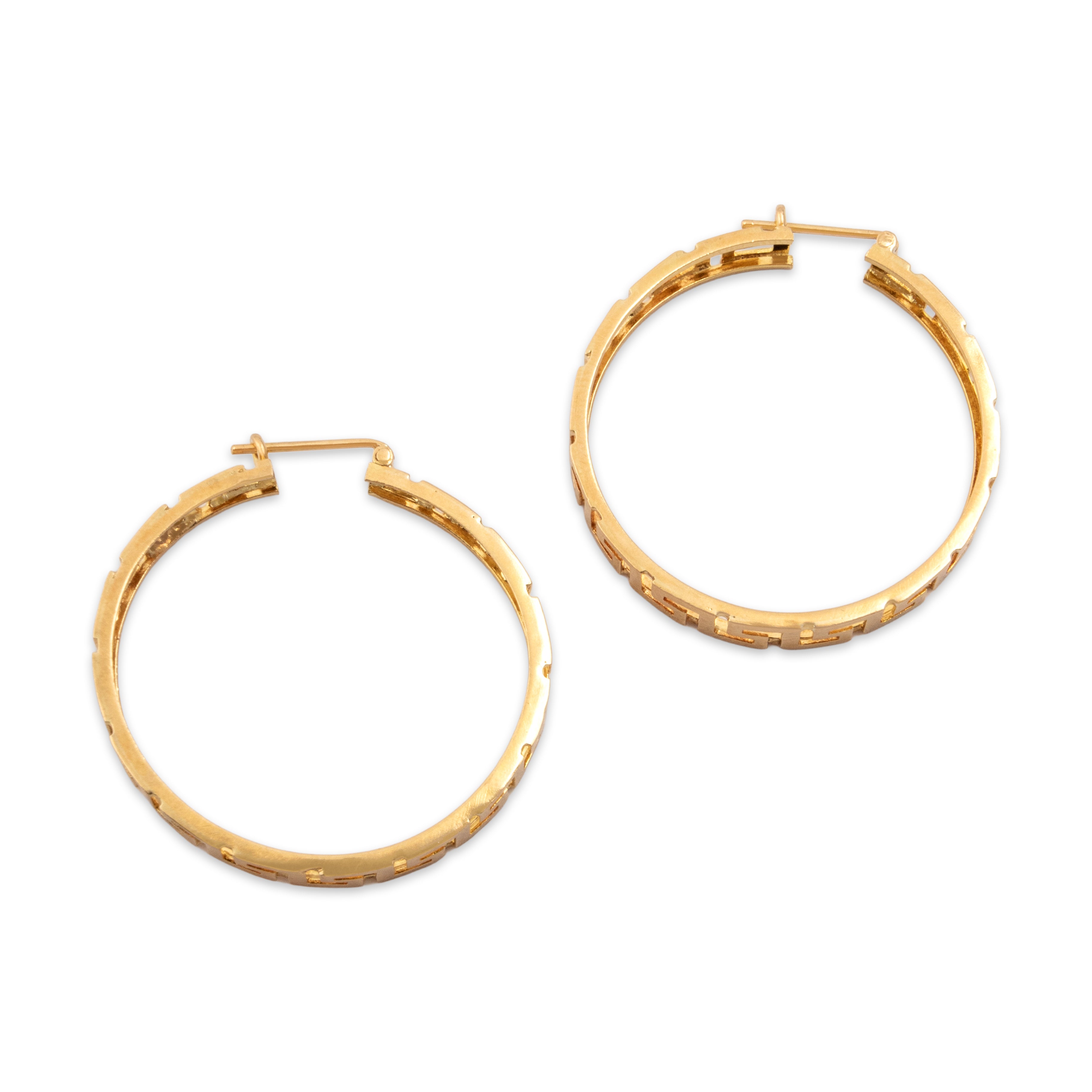 Vintage 18k Yellow Gold Gleaming Greek Key Motif Hoop Earrings - Overall view