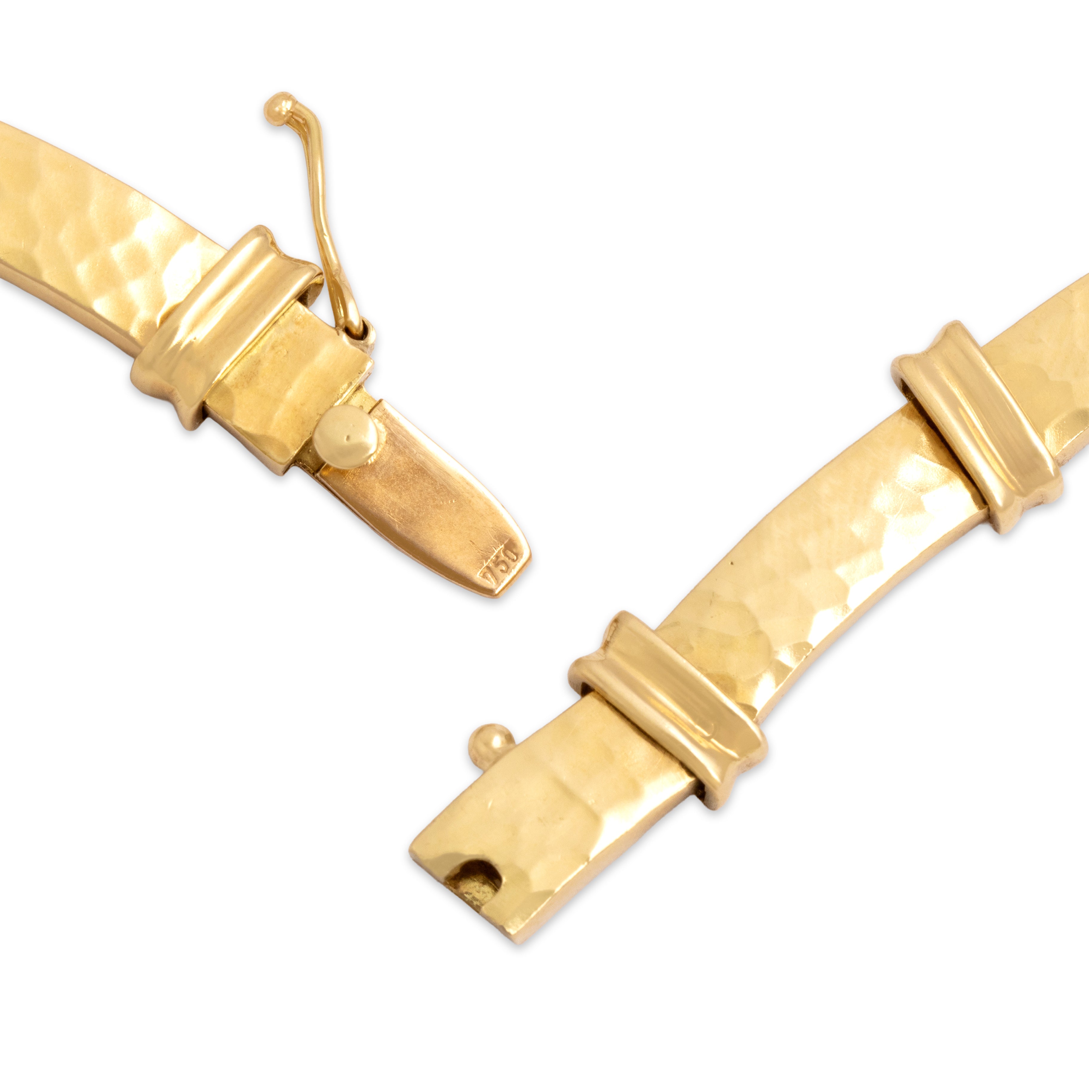 Vintage Heavy 18k Yellow Gold Hammered Link Necklace - clasp view