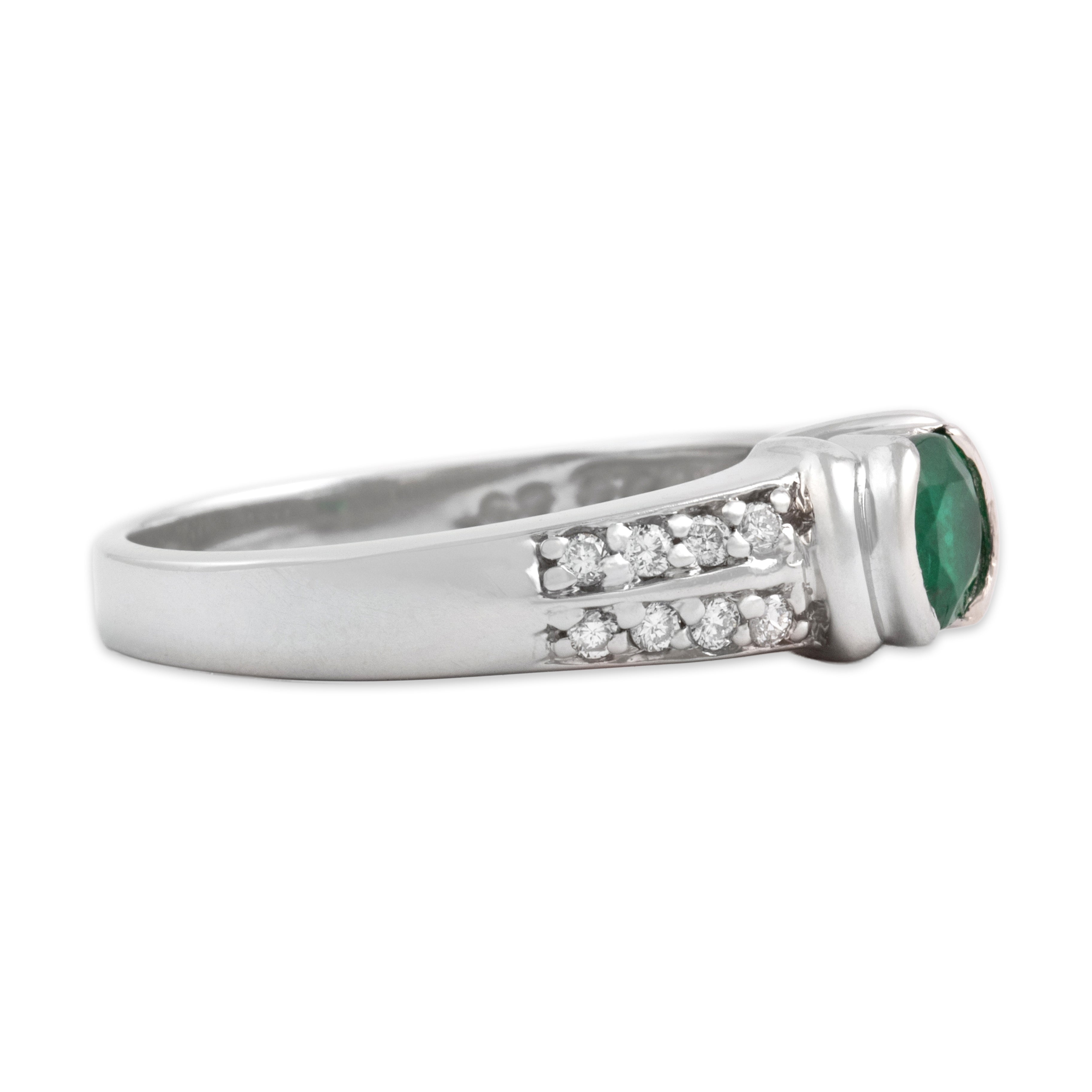 Vintage Platinum Emerald Diamond Double Line Shoulder Partial Bezel Ring - Side view