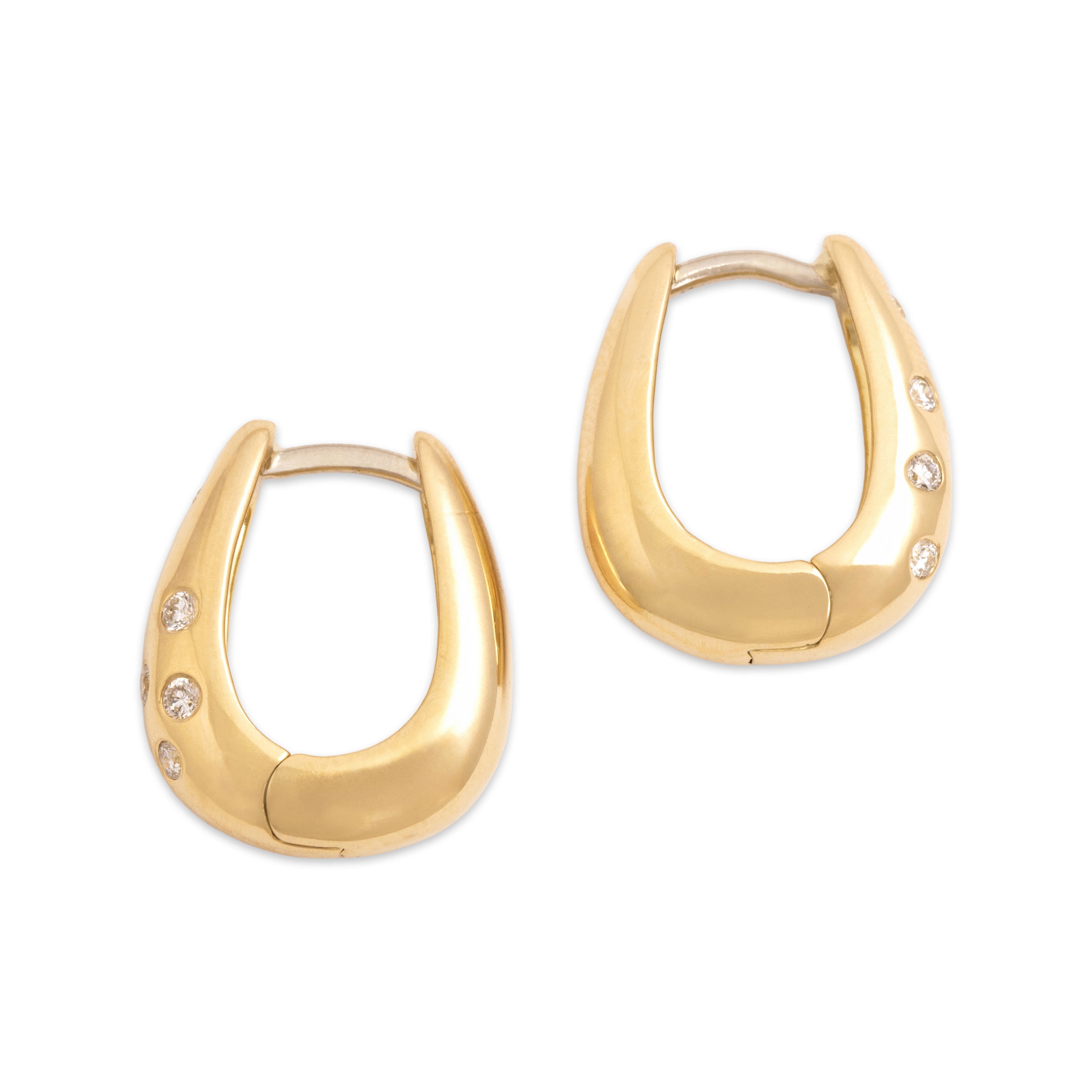 Vintage Italian Heavy 18k Yellow Gold Diamond Sparkling Small Hoop Earrings