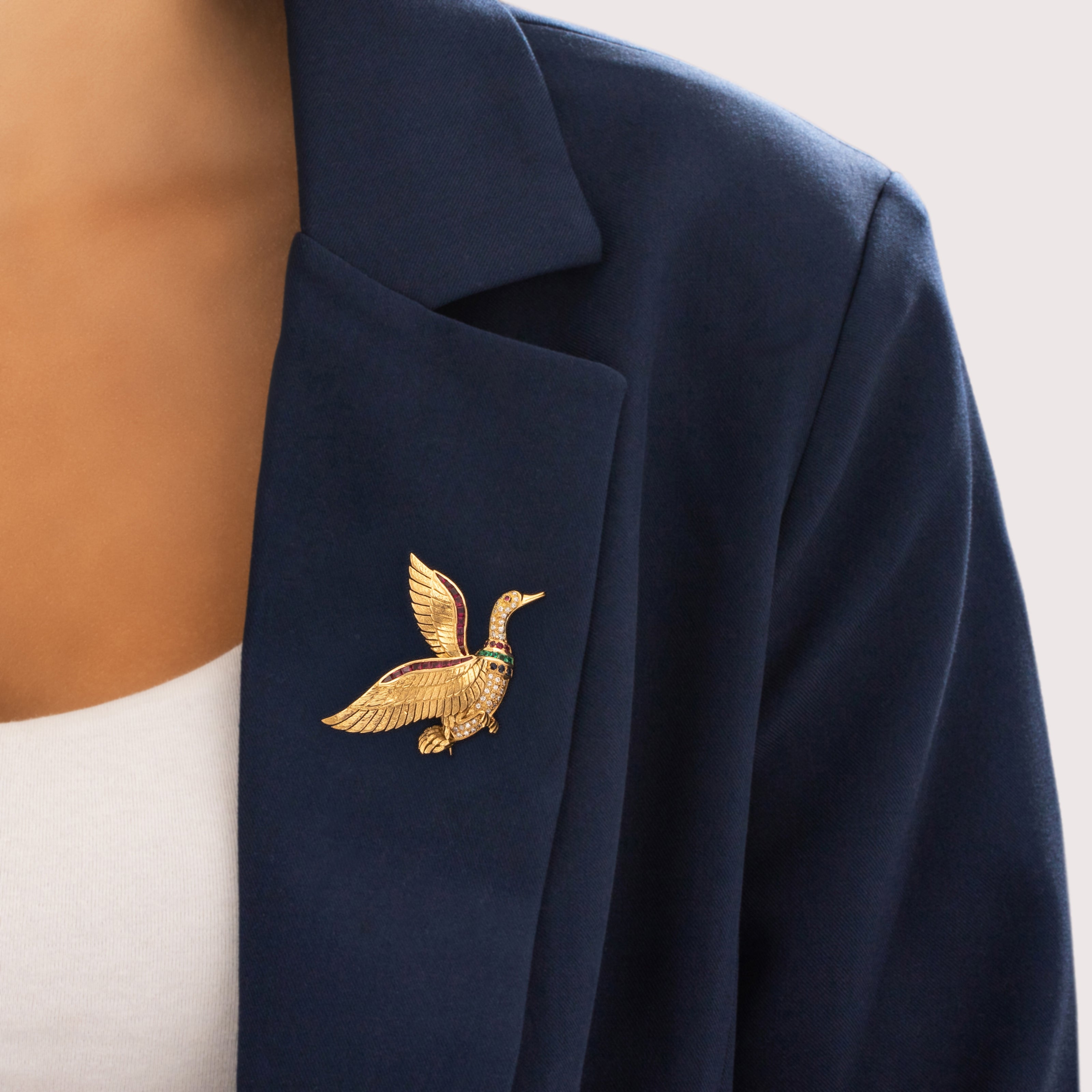 Vintage 18k Yellow Gold Ruby Diamond Emerald Blue Sapphire Superb Bird Brooch / Pin