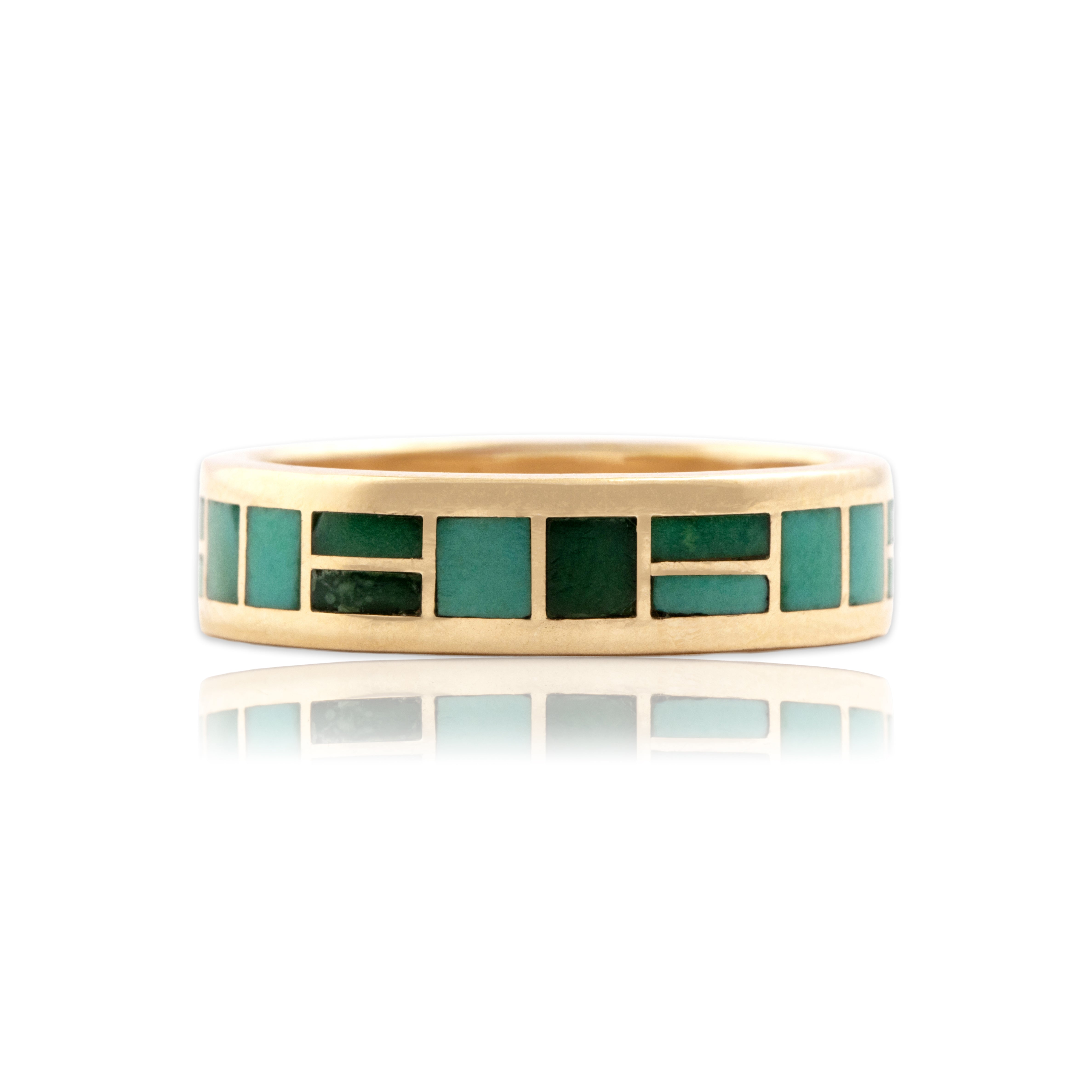 Vintage Nancy And Sheldon Westika 14k Yellow Gold Turquoise Geometric Inlay Eternity Band Ring - Close-up view
