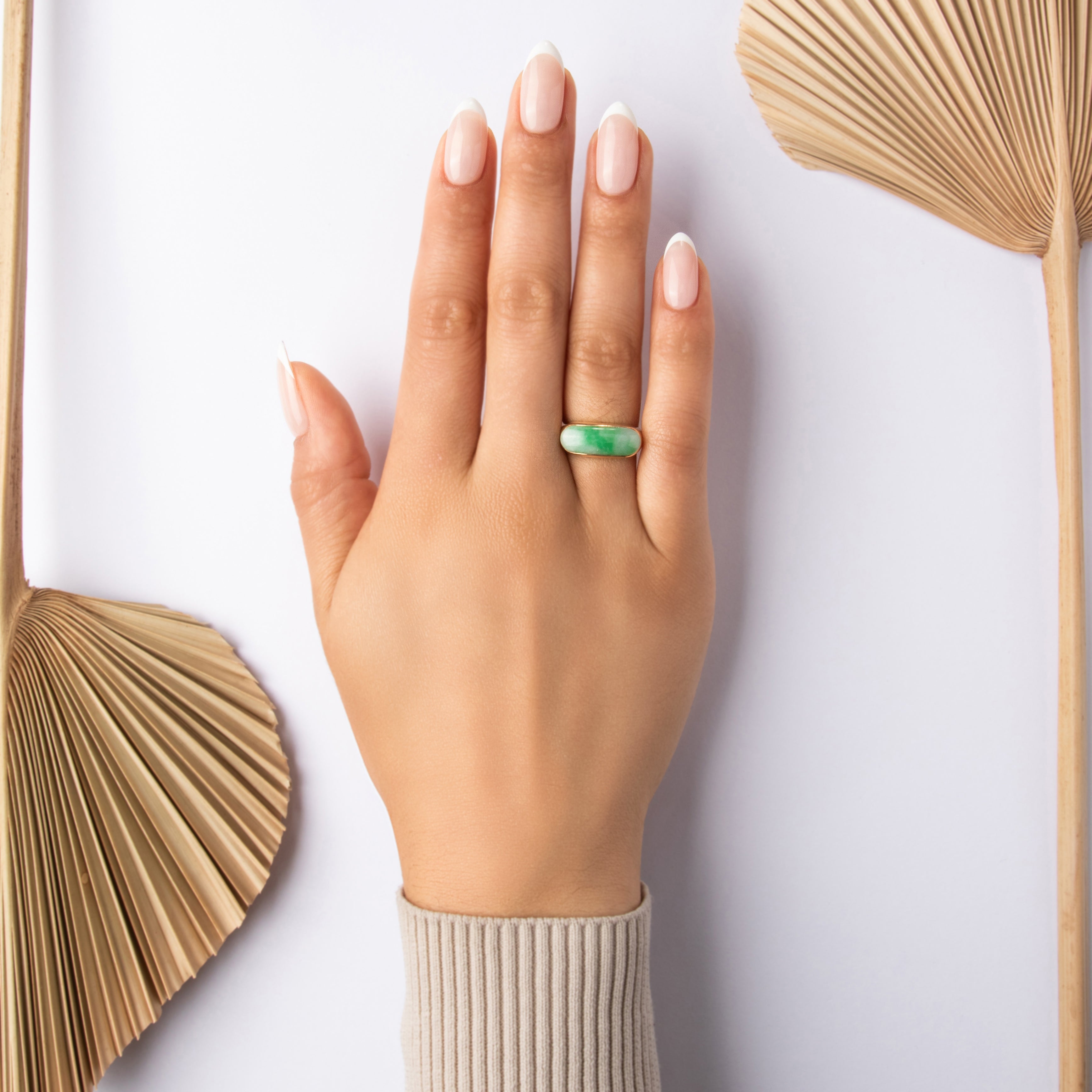 Vintage 14k Rosy Yellow Gold 2.5ct Jade Sleek East-West Bar Ring 7.25