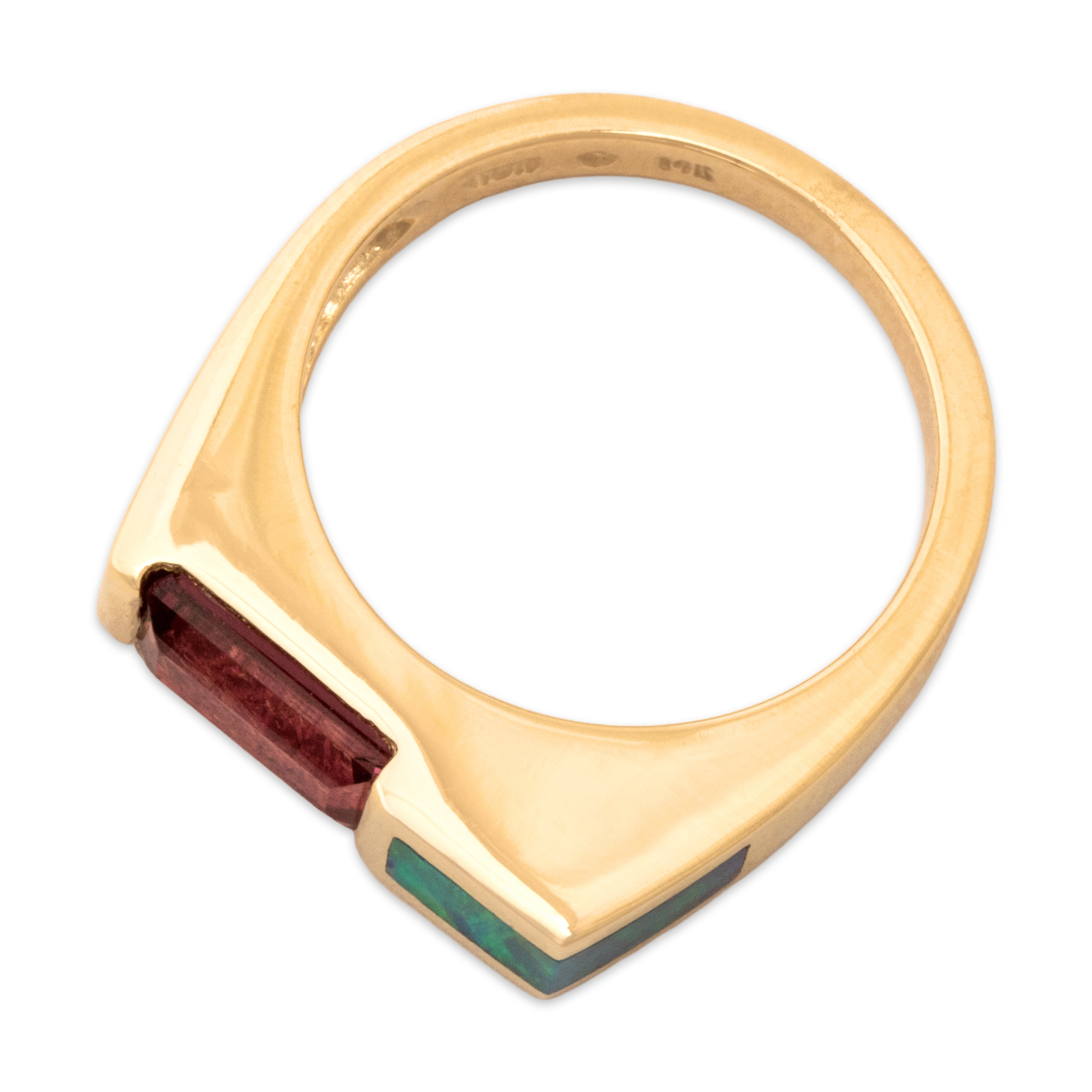 Vintage 14k Yellow Gold .74ct Pink Garnet Blue Opal Sleek Geometric Ring 6.00