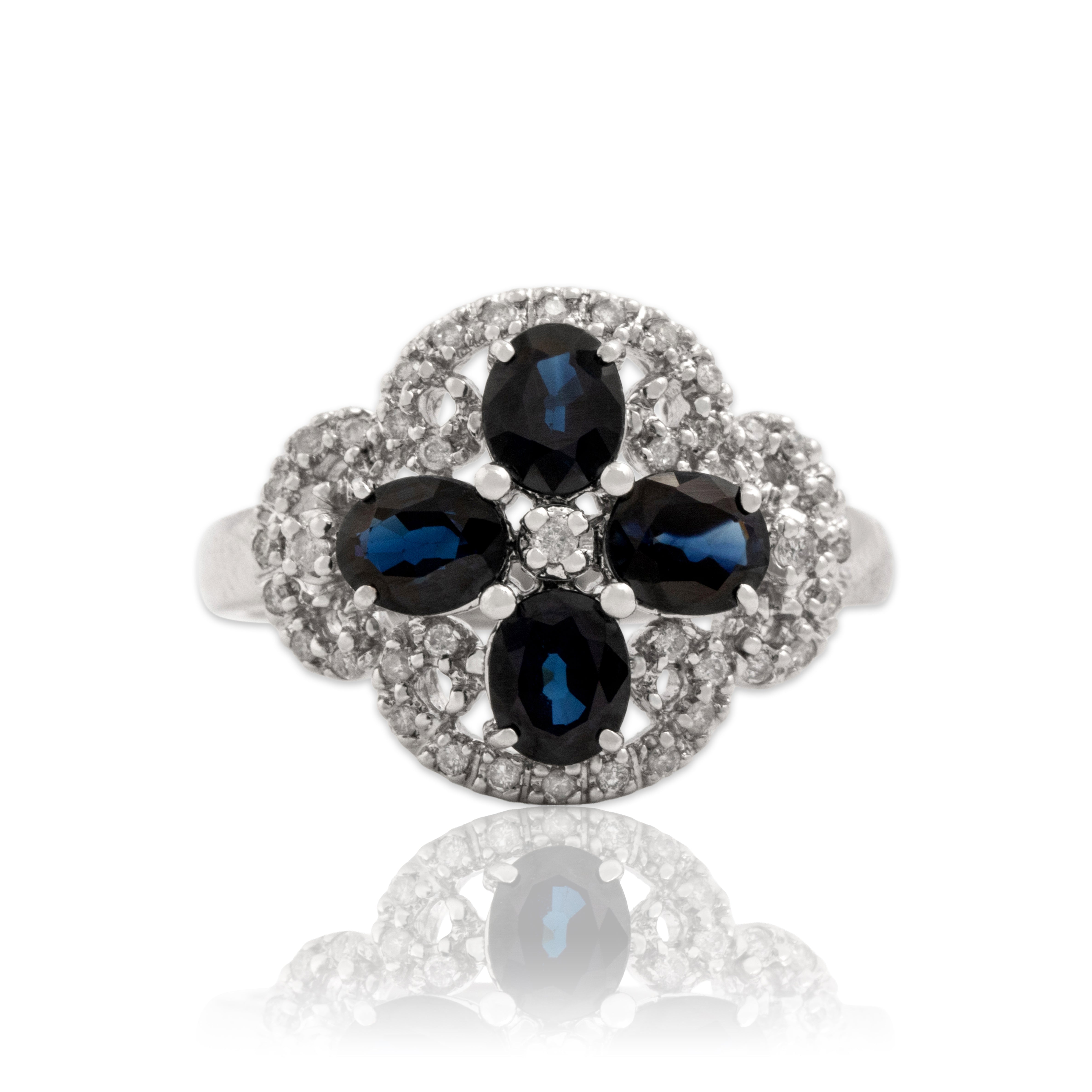Vintage 14k White Gold 1.73cttw Blue Sapphire Diamond Wonderful Dazzling Quatrefoil Ring - Close-up view