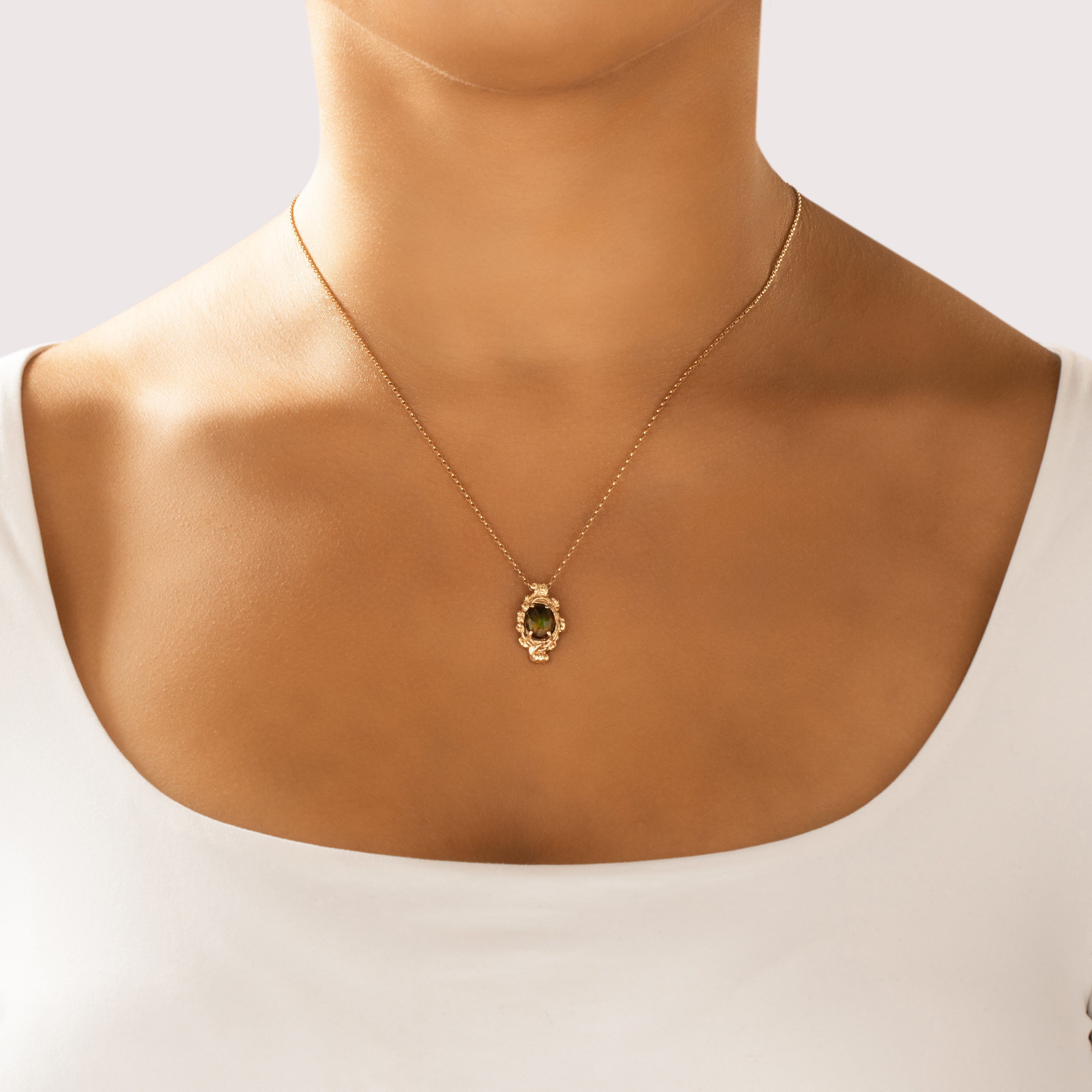 Vintage 14k Yellow Gold 1.27ct Fire Agate Organic Framed Cabochon Pendant - On model view