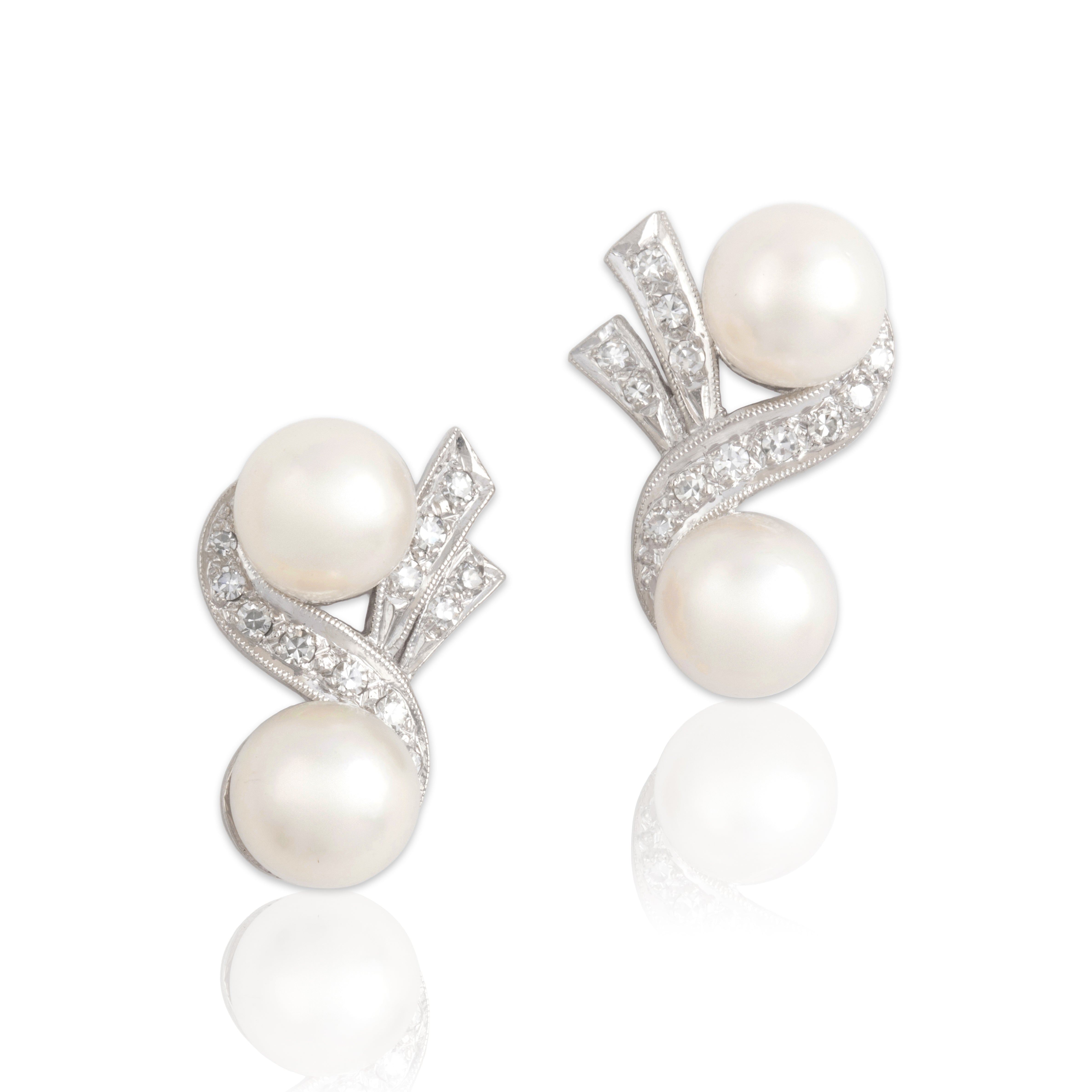 Vintage 14k White Gold Pearl Diamond Ribbon Accent Drop Stud Earrings