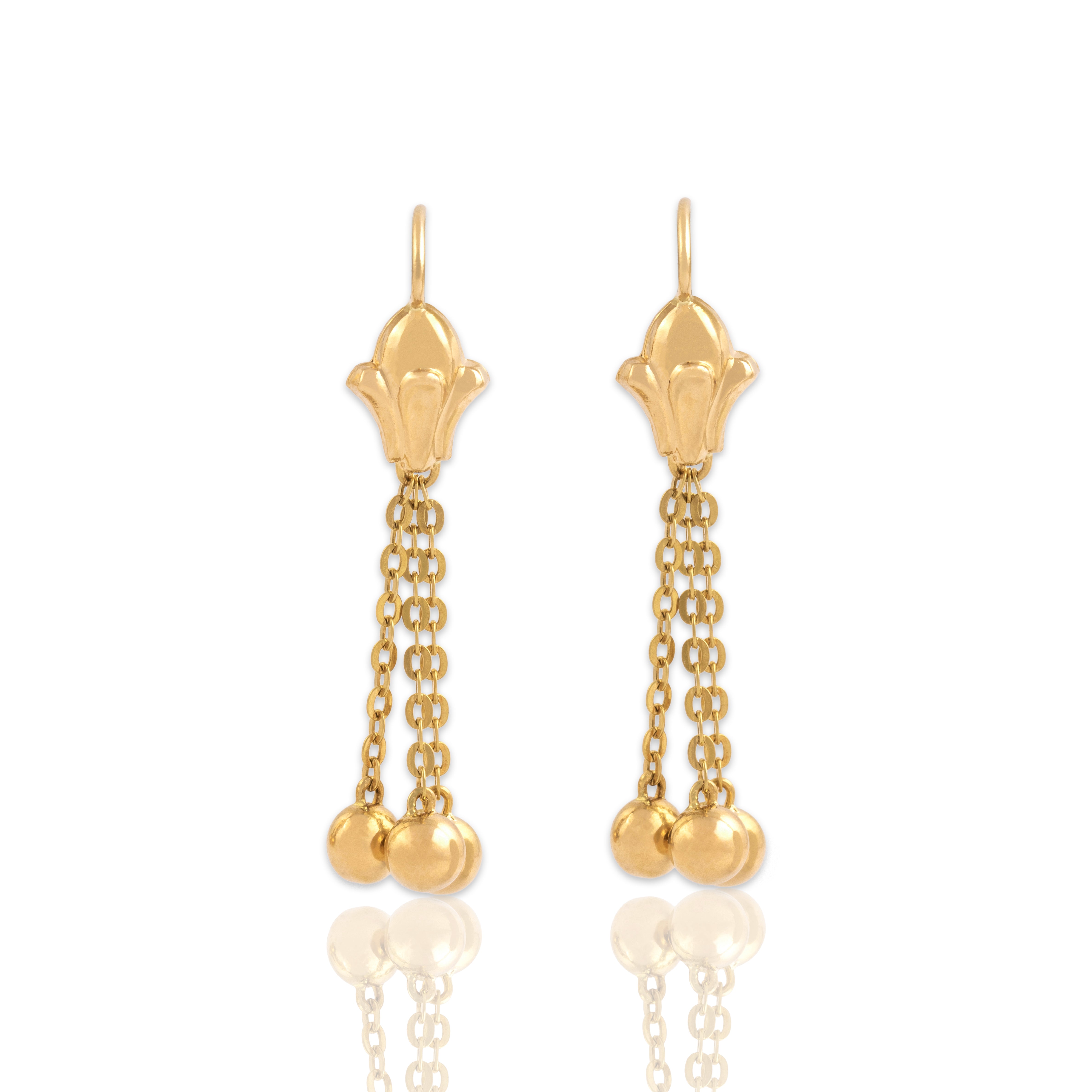 Vintage 18k Yellow Gold Gleaming Classical Chain Dangle Earrings