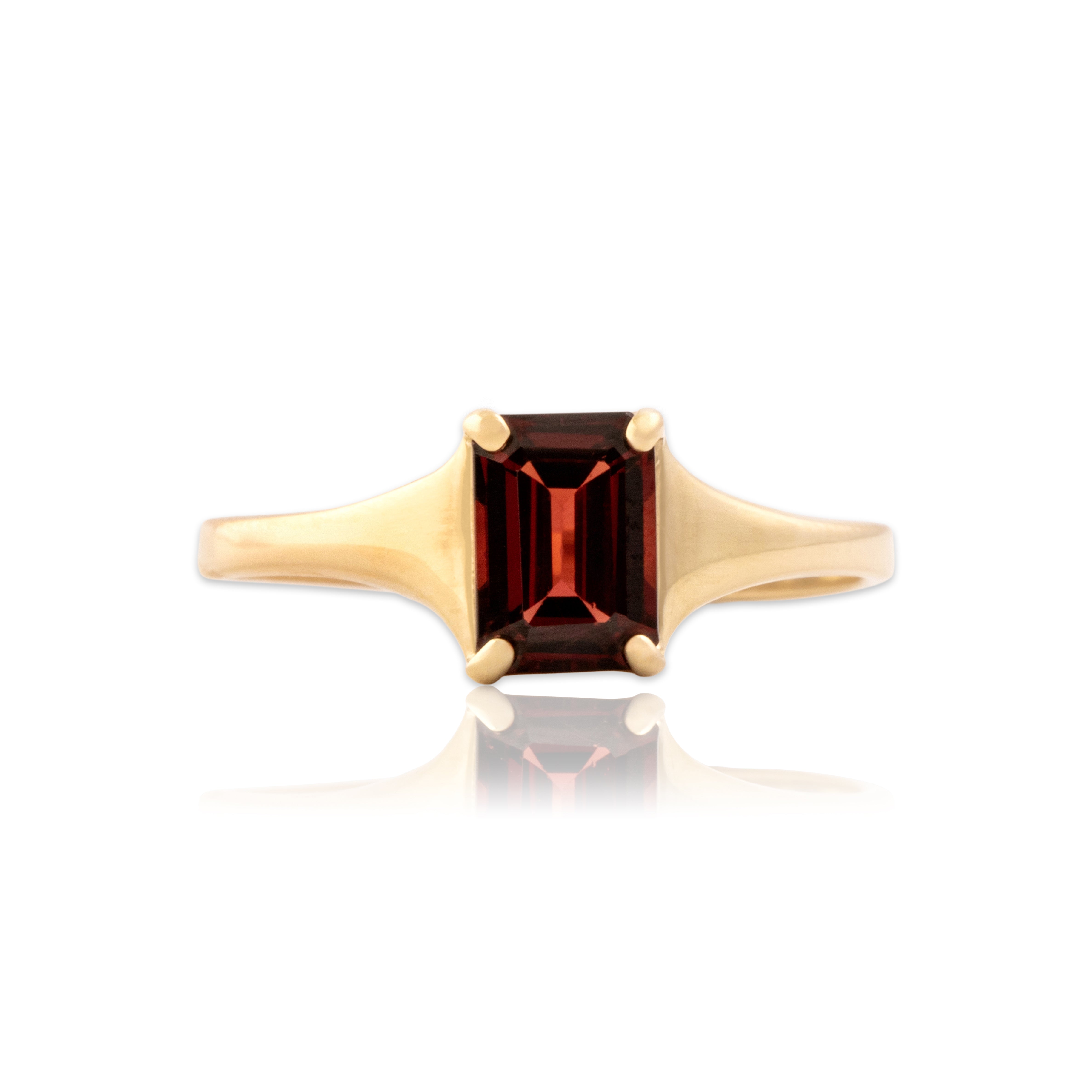 Vintage 10k Yellow Gold 1.12ct Garnet Refined Solitaire Ring - Close-up view