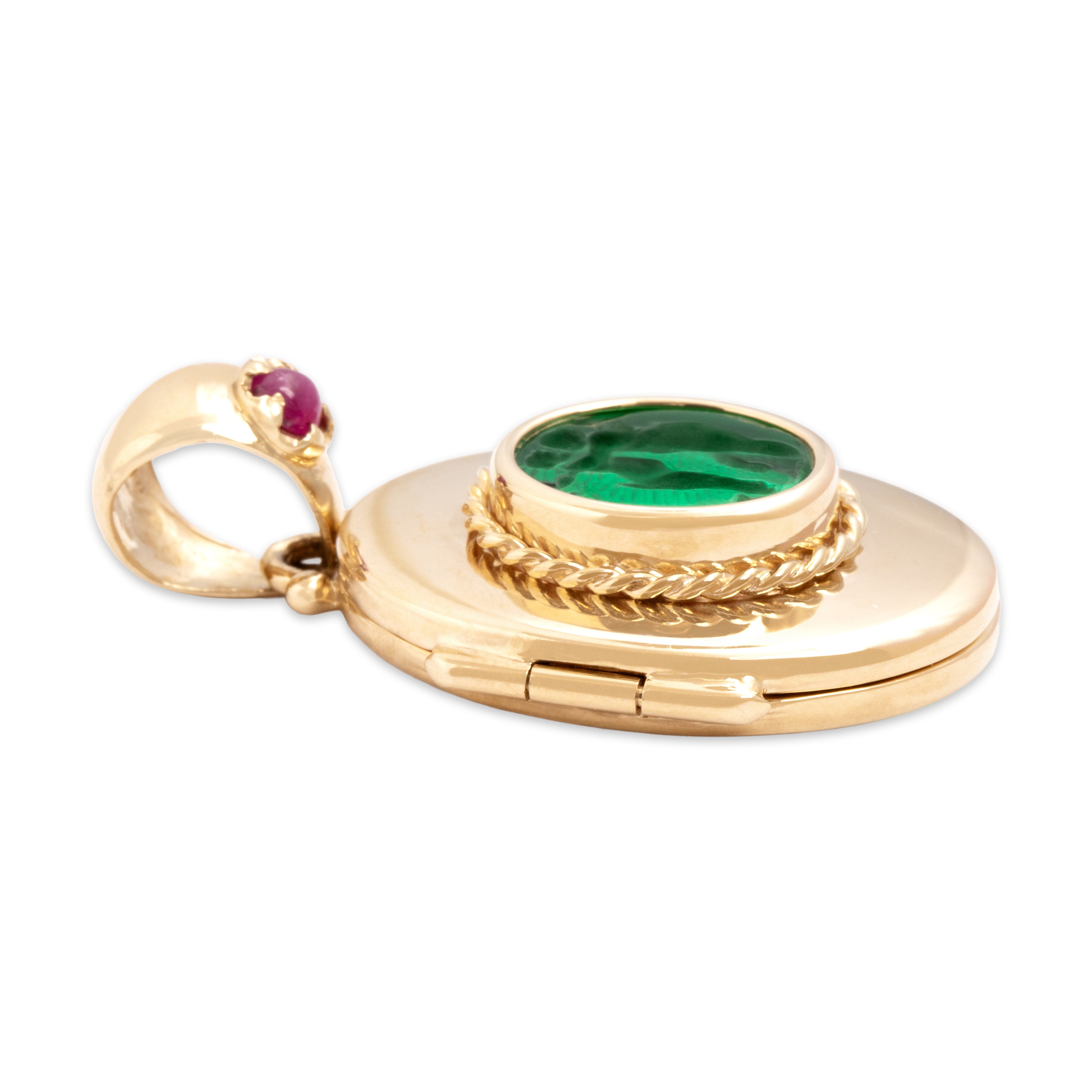 Vintage 14k Yellow Gold Green Glass Ruby Intaglio Dancing Cherup Locket Pendant - Side view