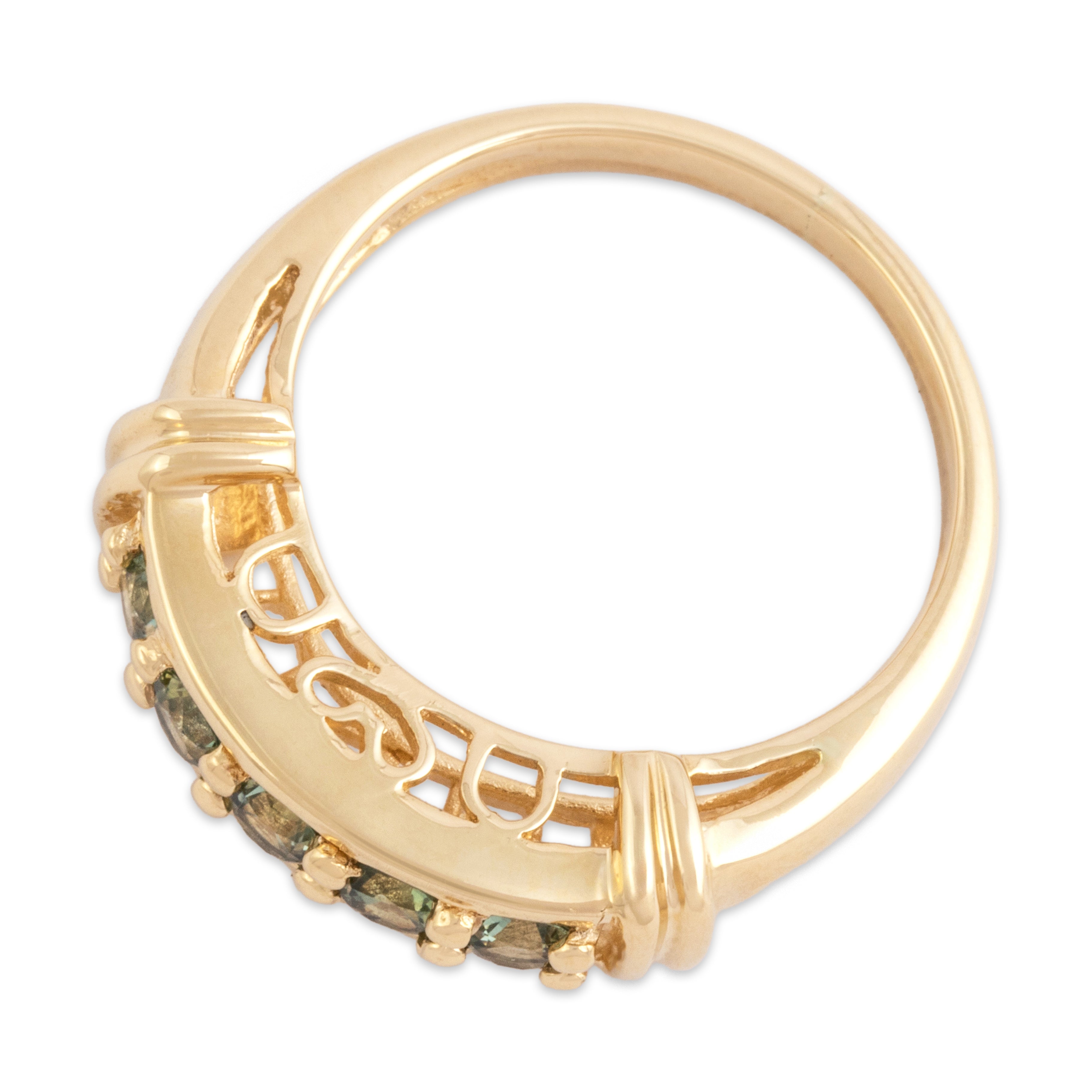 Vintage 14k Yellow Gold .57cttw Green Sapphire Heart-Detail Flashing Line Ring - Overall view