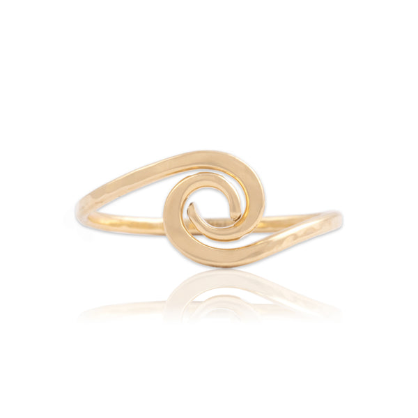 Vintage Lightweight 14k Yellow Gold Hammered Wave Ring 7.25
