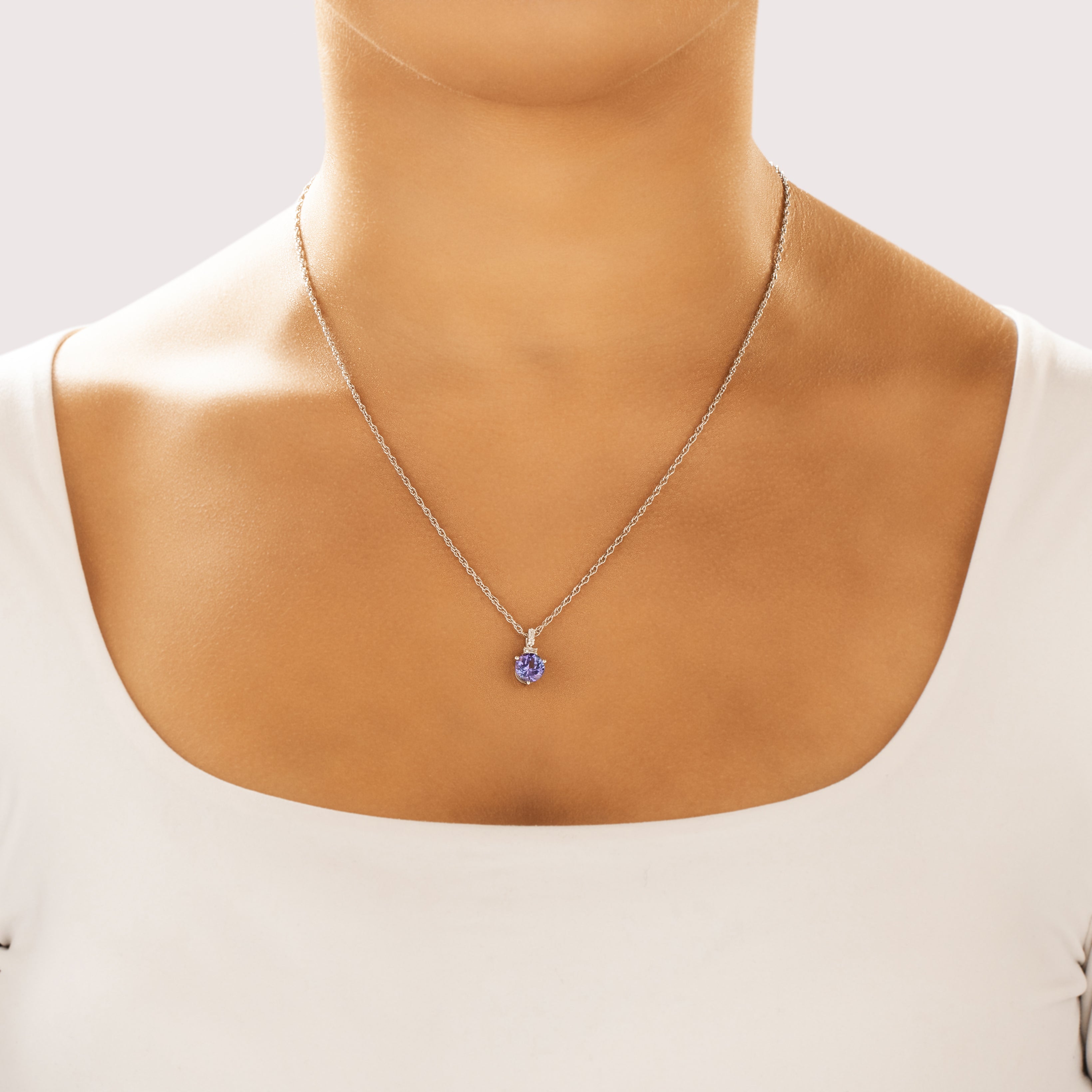 Vintage 14k White Gold 1.72ct Tanzanite Diamond Round Drop Pendant