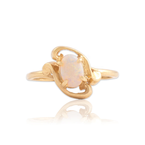 Vintage 14k Yellow Gold Opal Dainty Swirling Shimmer Ring 7.00