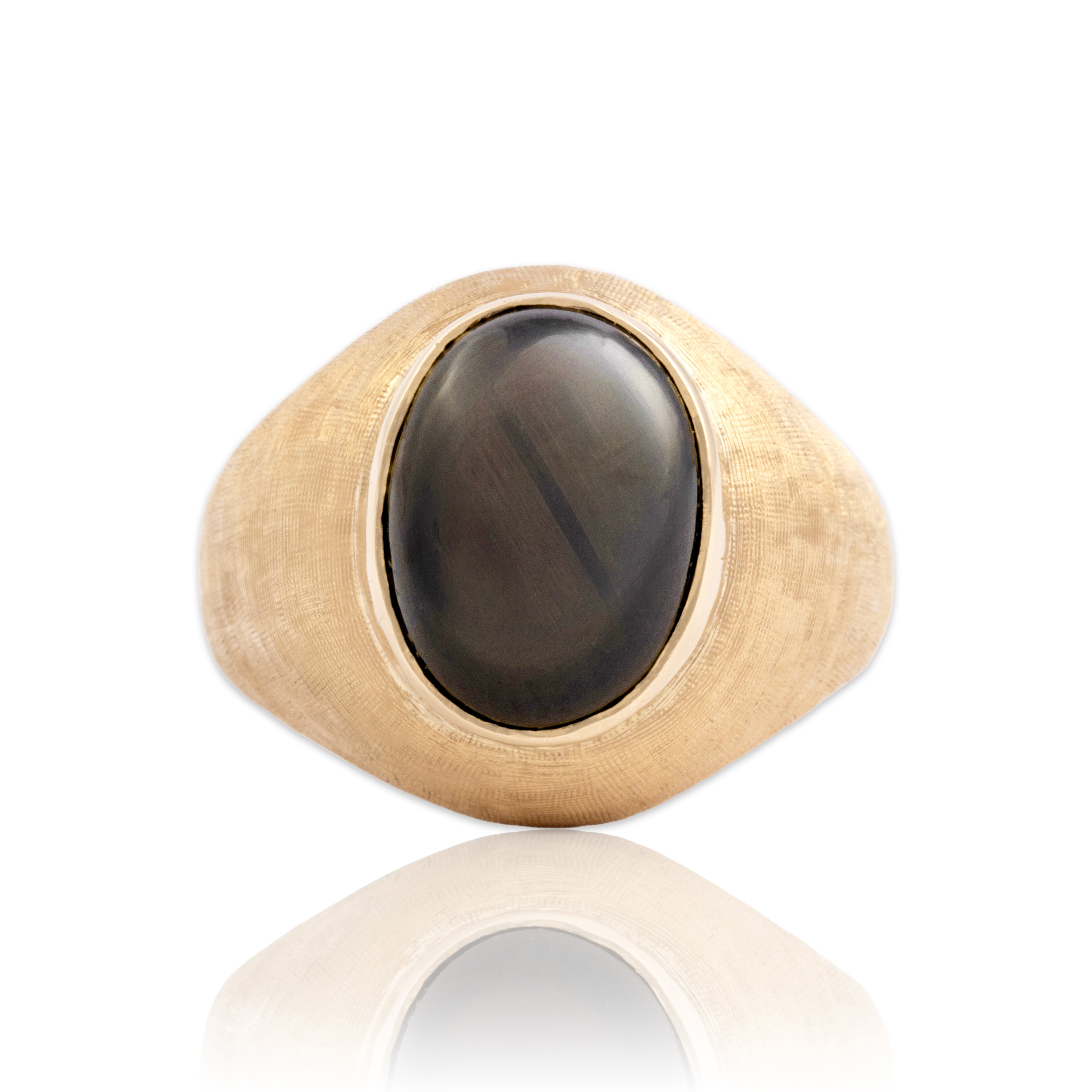 Vintage Heavy 14k Yellow Gold 7.17ct Black Star Sapphire Tall Textured Ring 8.00