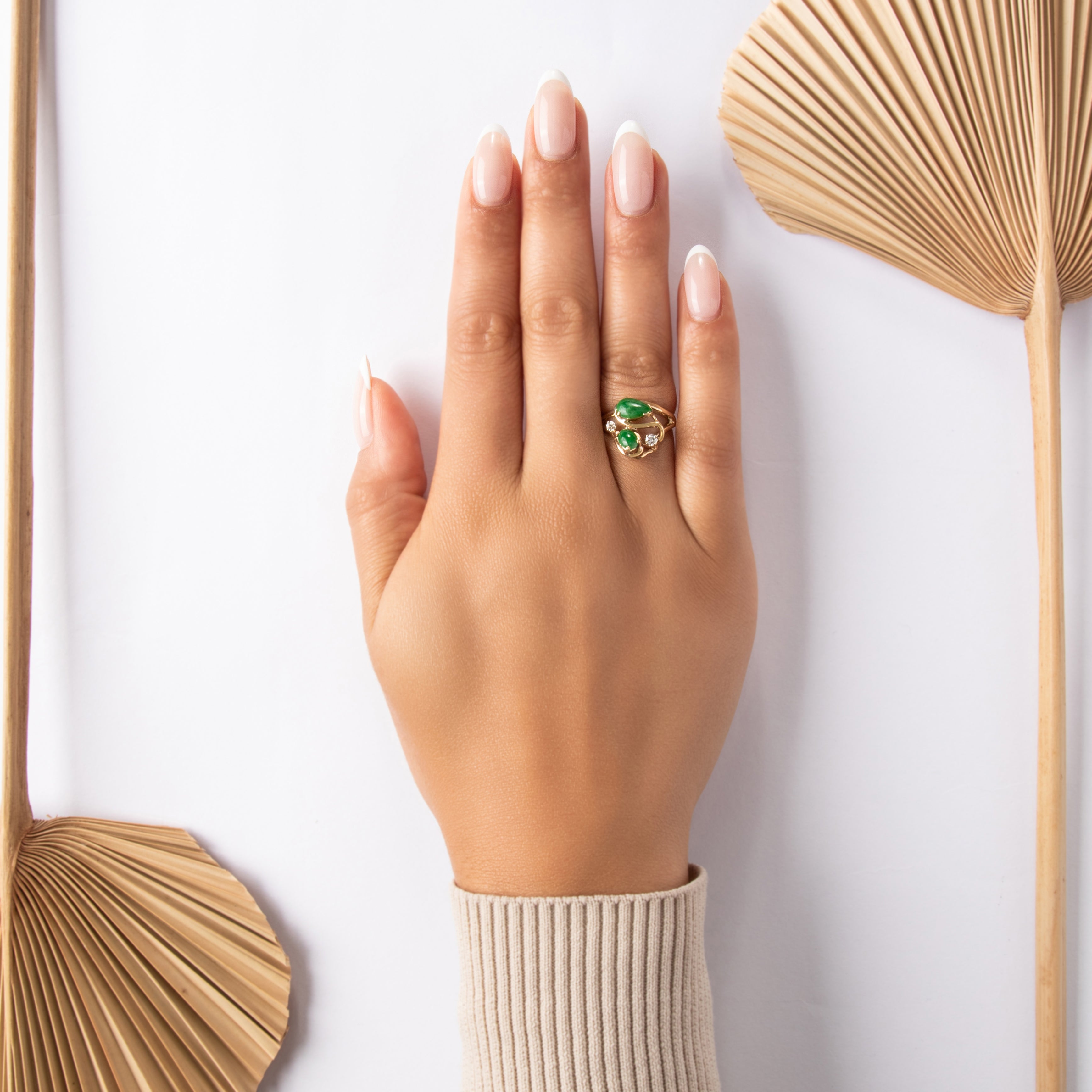 Vintage 14k Yellow Gold 1.14cttw Jade Diamond Artistic Abstract Swirl Ring - On model view