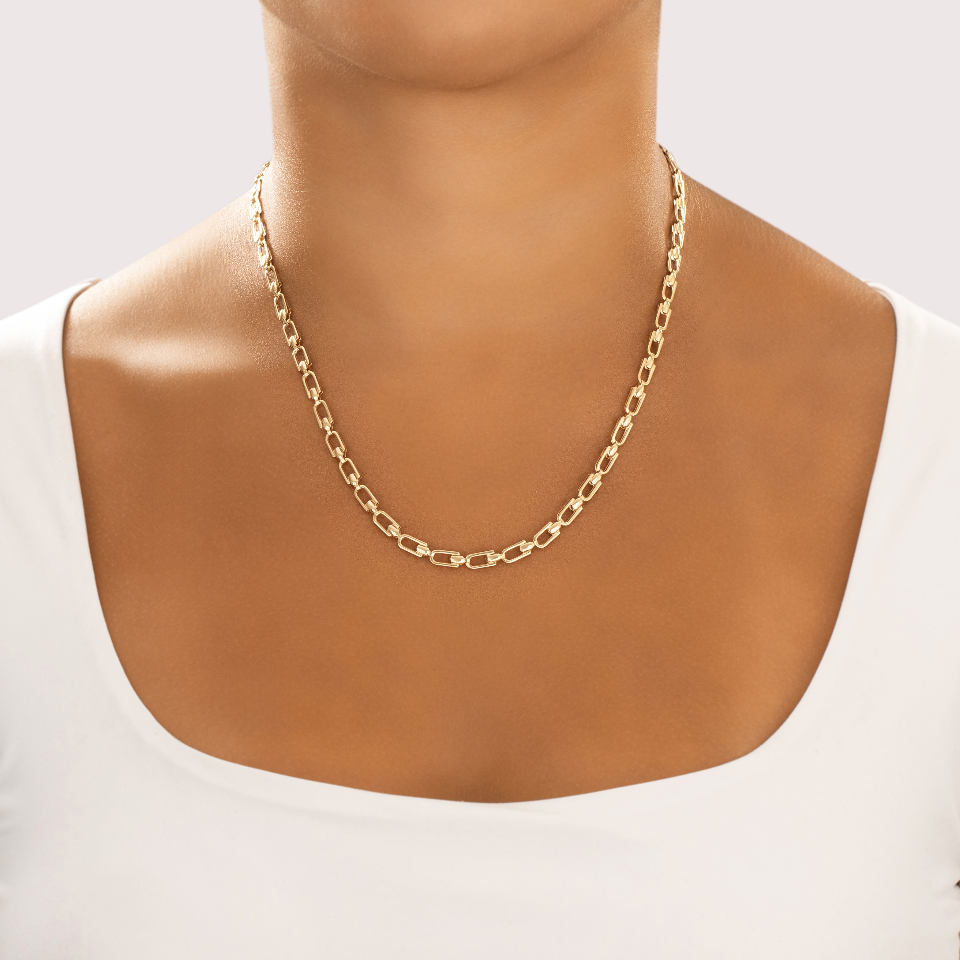 Vintage Italian 14k Yellow Gold Stylized Open Link Necklace - On model view