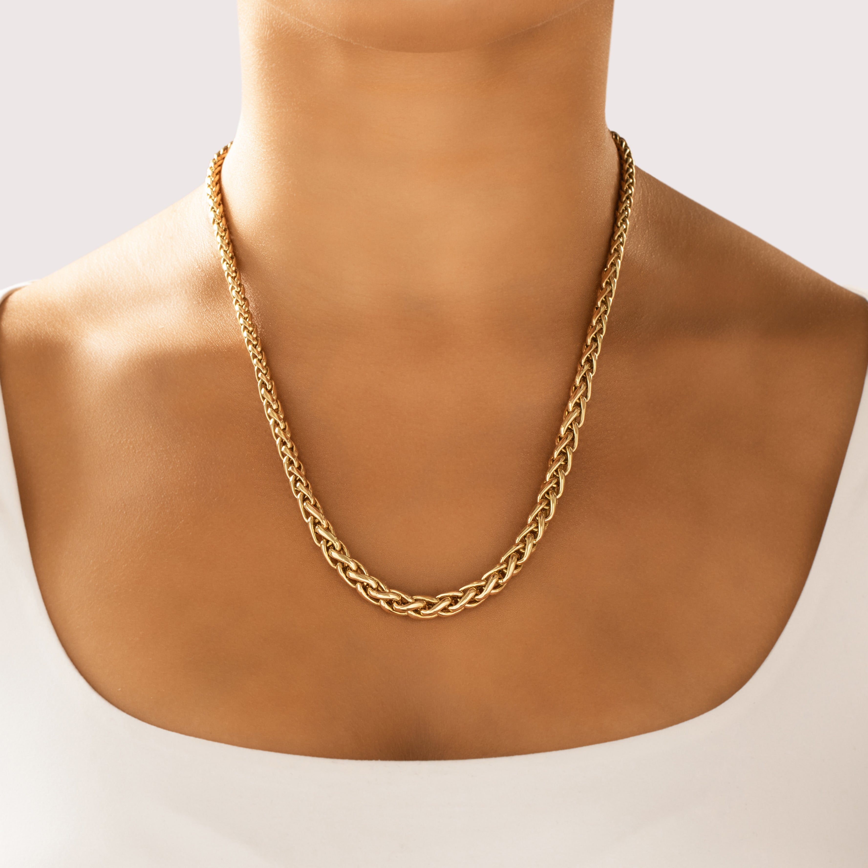 Vintage Italian 14k Yellow Gold Bold Graduated Wheat Chain Necklace - On model view