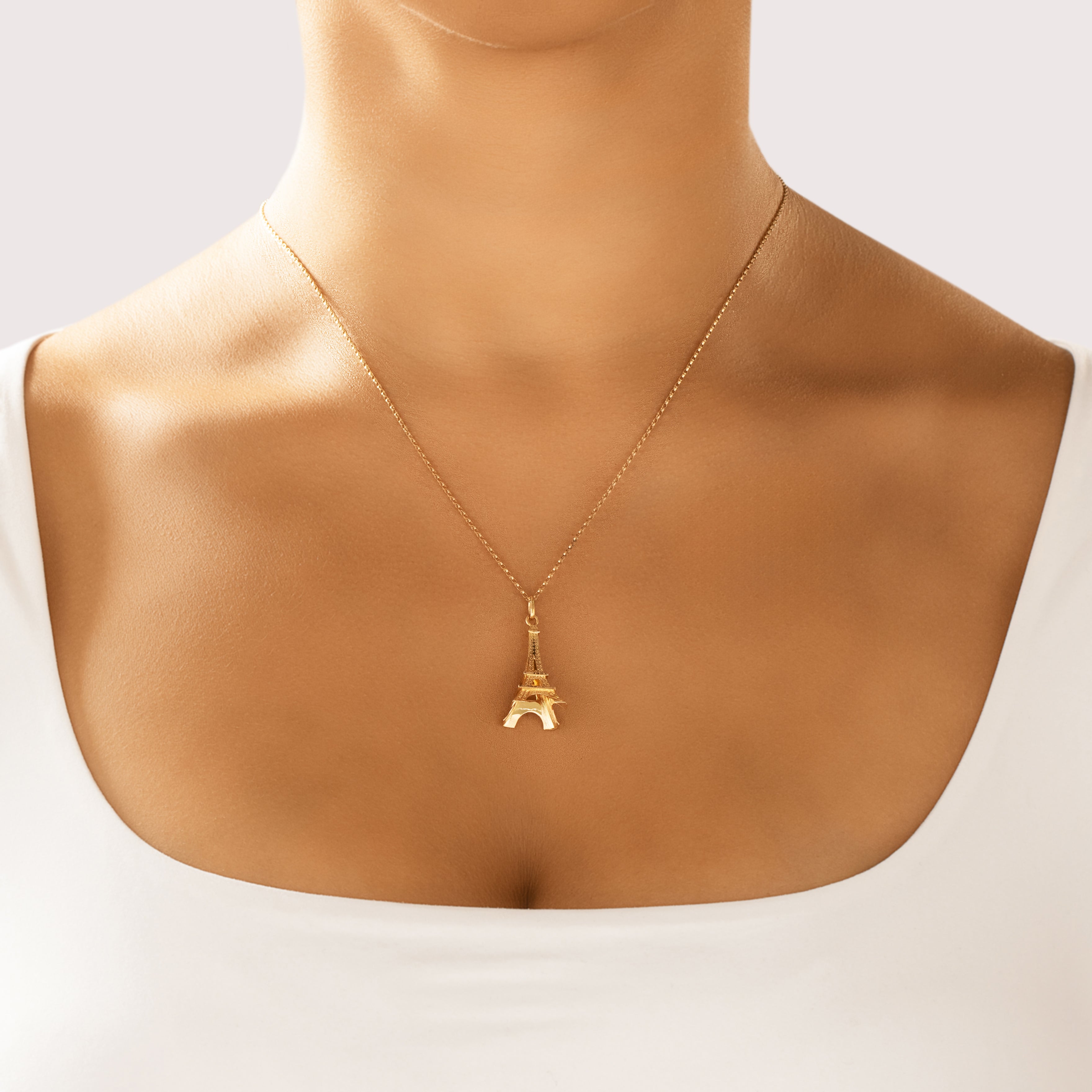Vintage 18k Yellow Gold Detailed Eiffel Tower Charm / Pendant - On model view