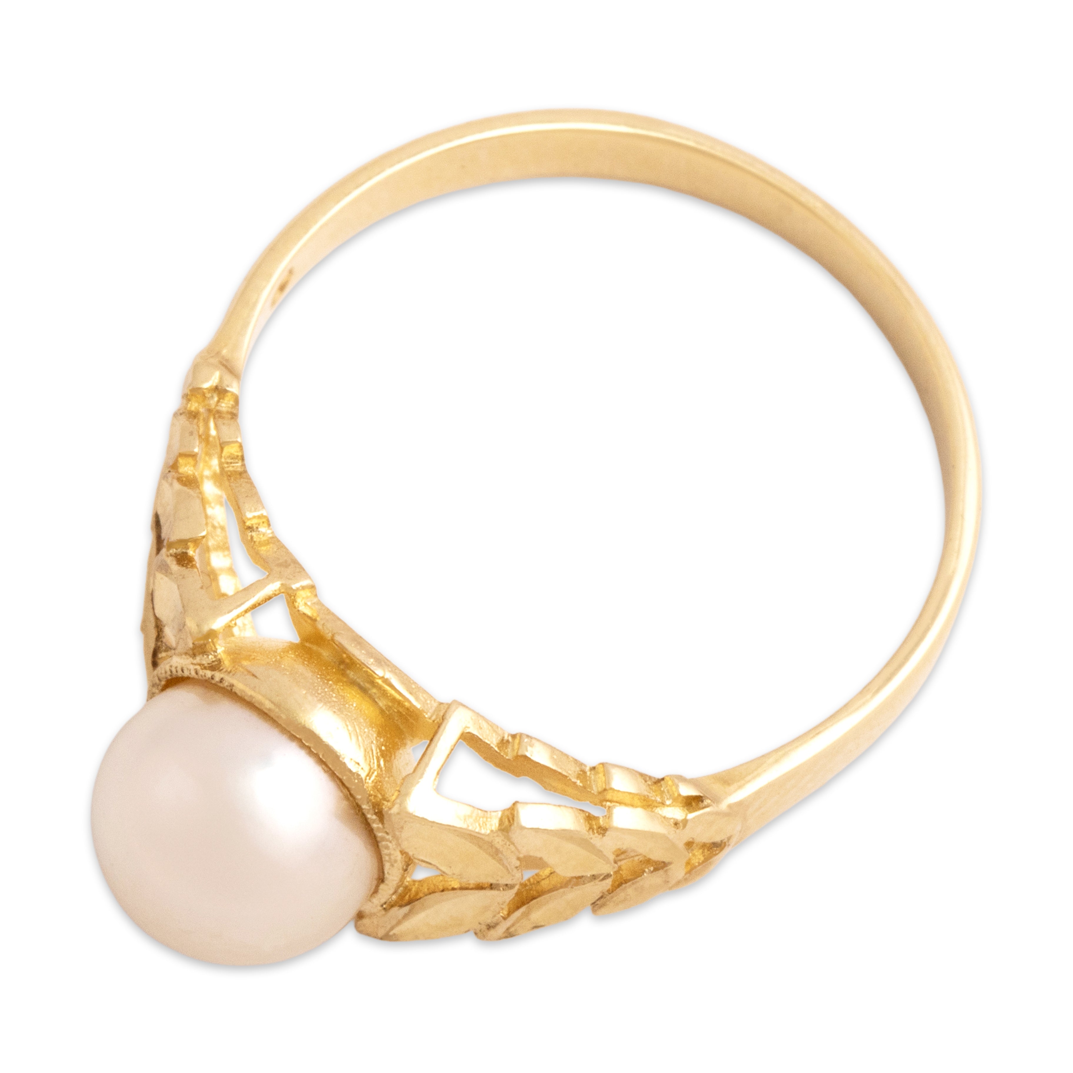 Vintage 14k Yellow Gold Pearl Carved Laurel Shoulder Ring - Overall view