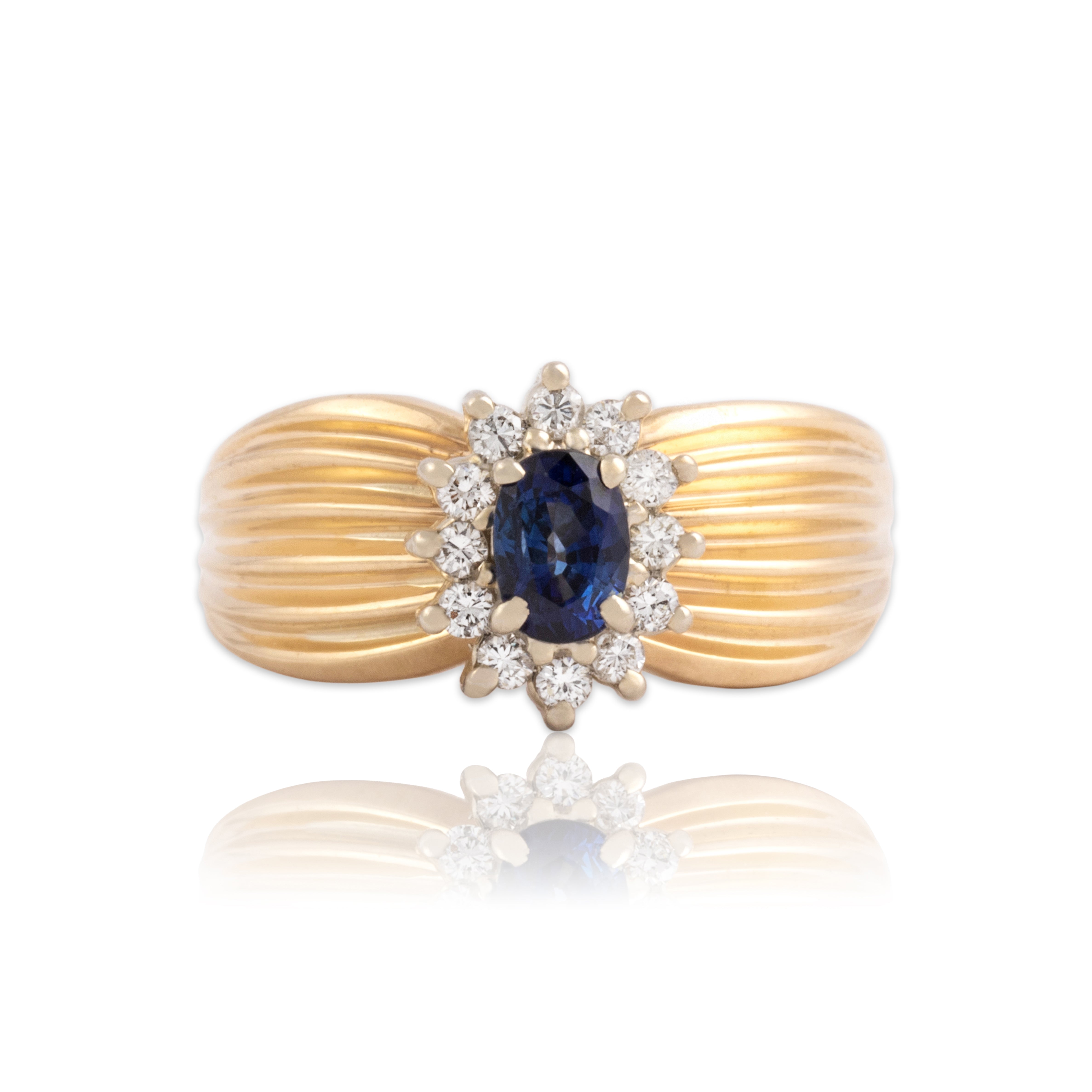Vintage 14k Yellow Gold Blue Sapphire Diamond Dazzling Ribbed Oval Halo Ring 6.25