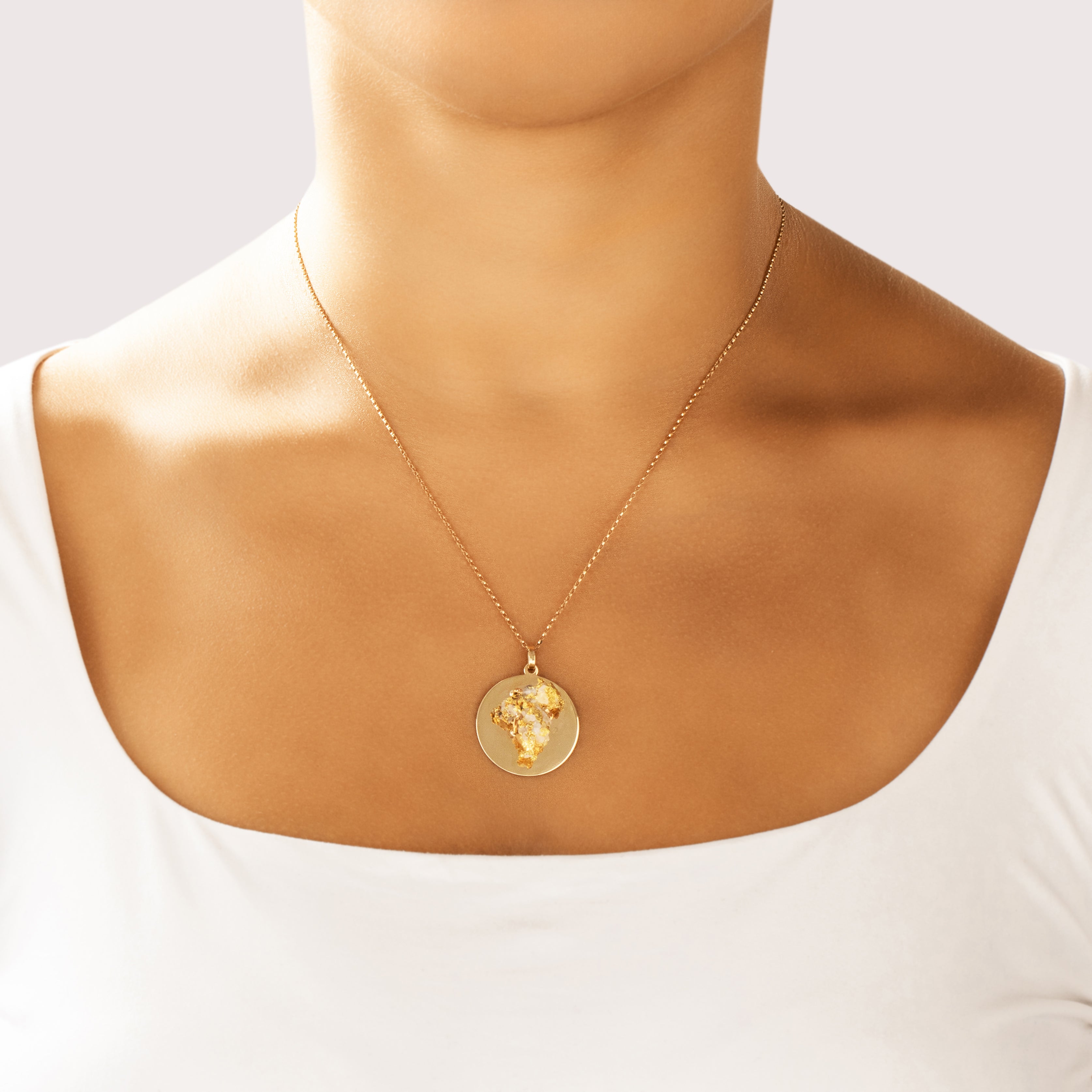 Vintage Heavy 14k Yellow Gold Gold-Vein Quartz Striking Naturalistic Medallion Pendant - On model view
