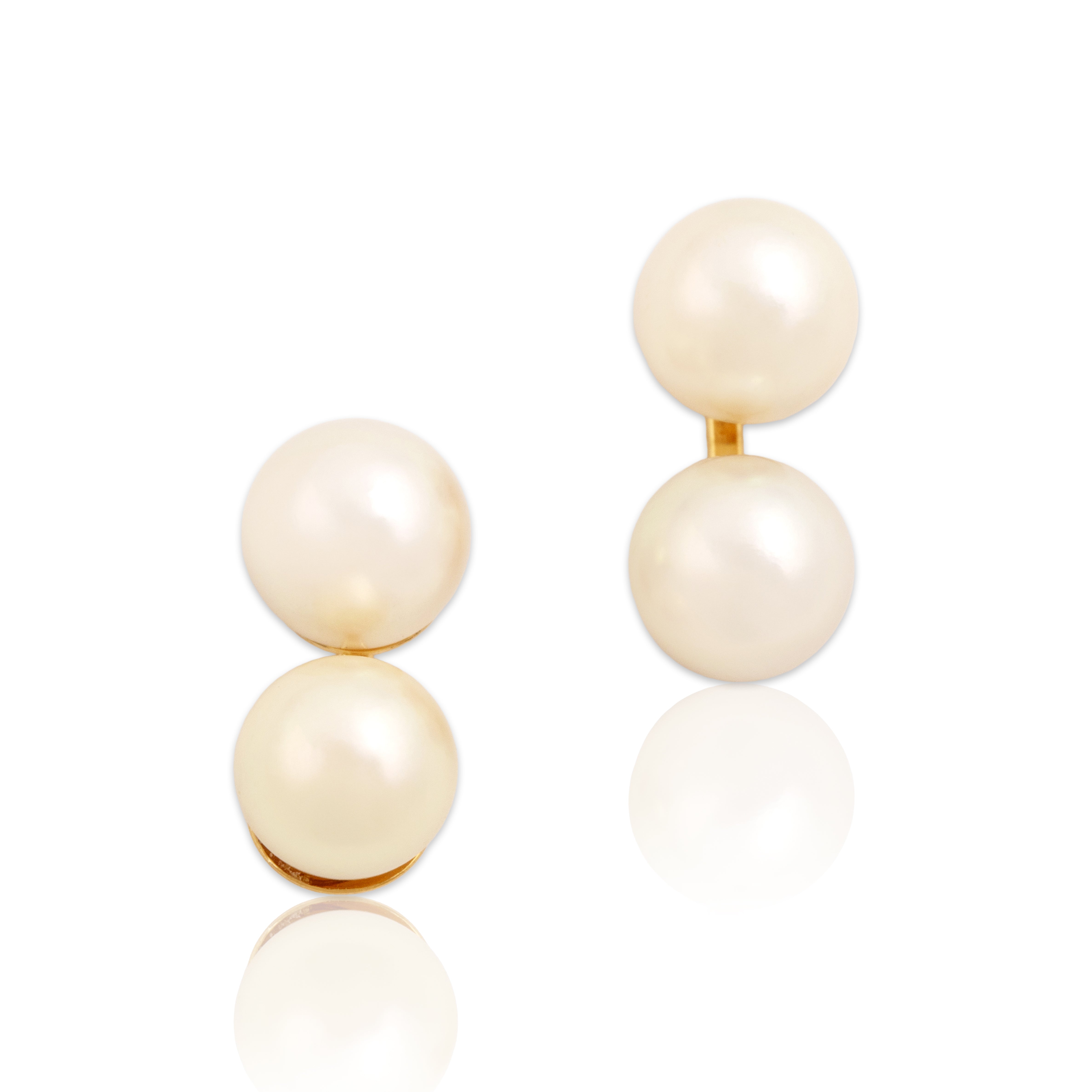 Vintage 14k Yellow Gold Pearl Luminous Duo Stud Earrings - Close-up view