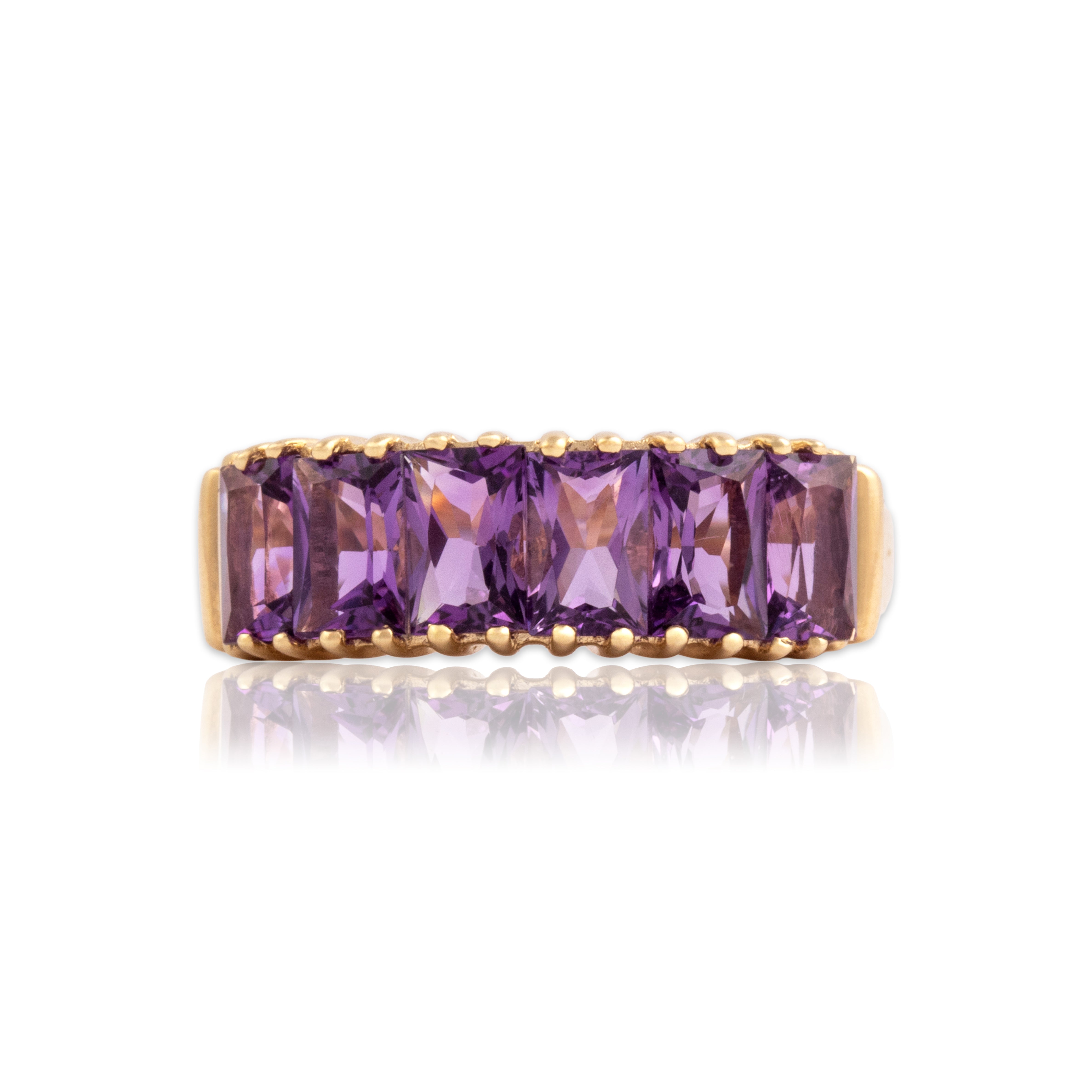 Vintage 14k Yellow Gold 2.9cttw Amethyst Bold Purple Line Ring - Close-up view