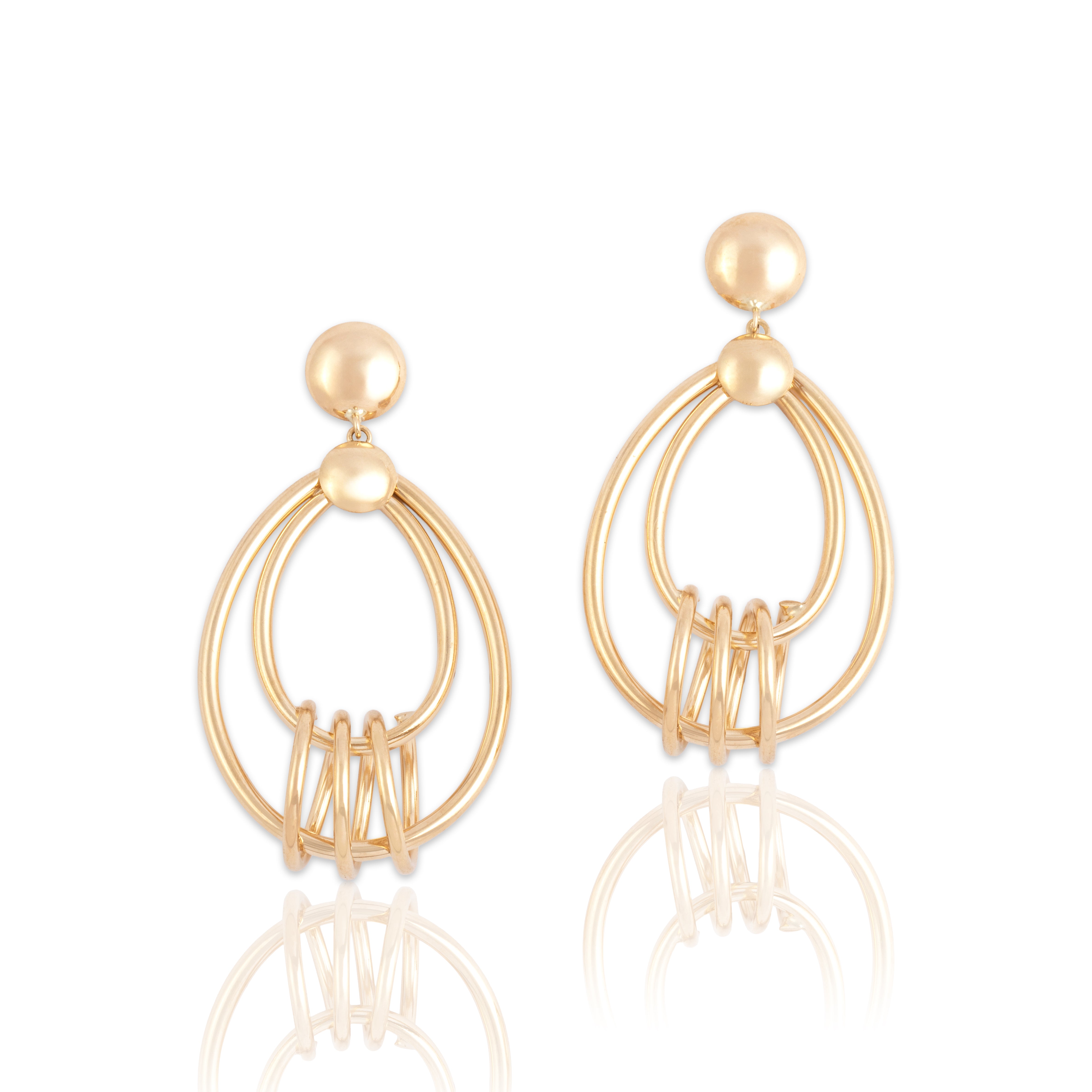 Vintage Large 14k Yellow Gold Dimensional Oblong Spiral Dangle Earrings - Close-up view